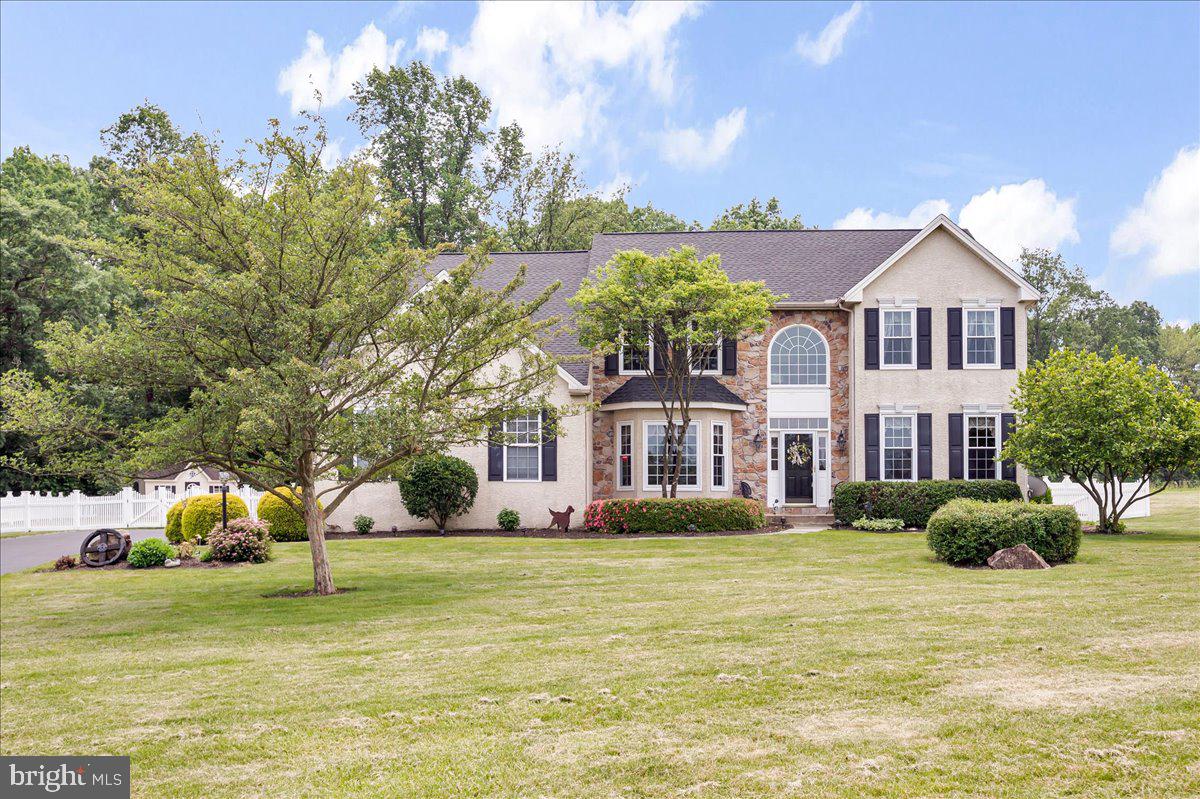 219 GLEN LOCH DRIVE