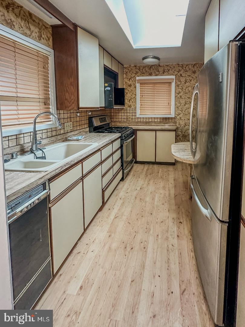 HOMEWOOD - Residential