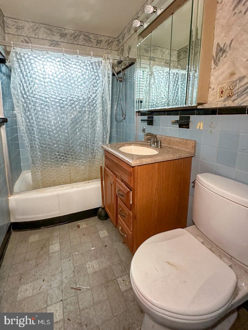 HOMEWOOD - Residential