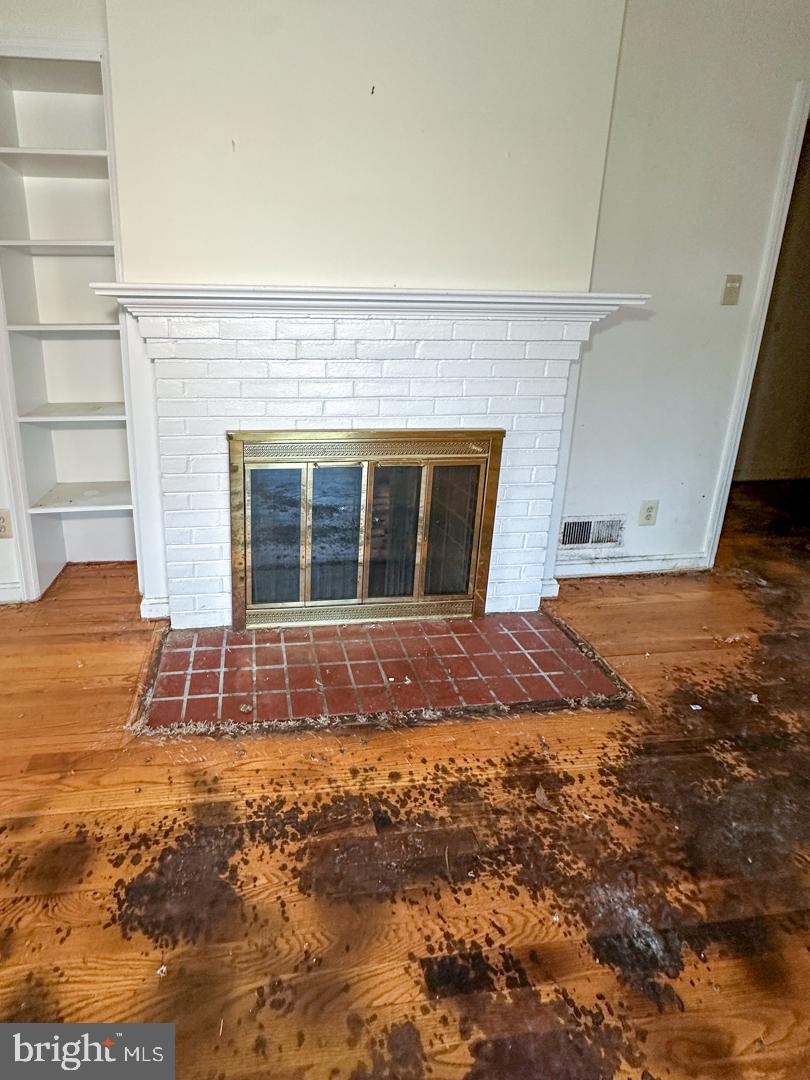 HOMEWOOD - Residential