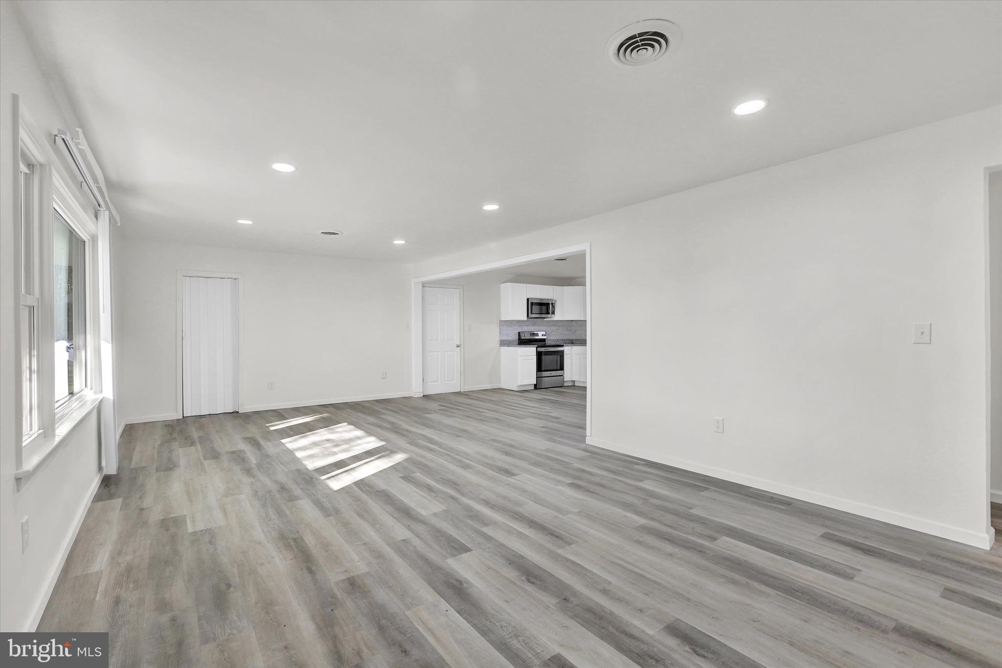 NONE, RURAL - Residential