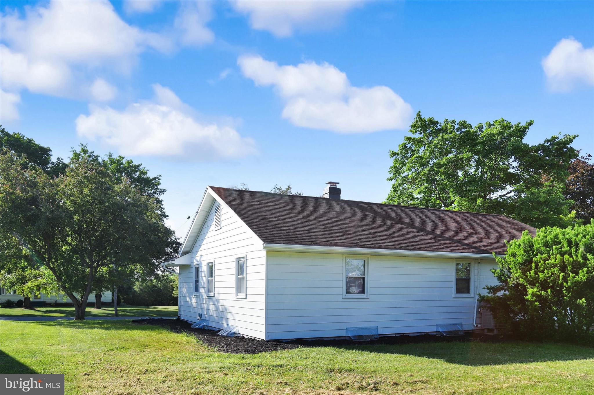 NONE, RURAL - Residential