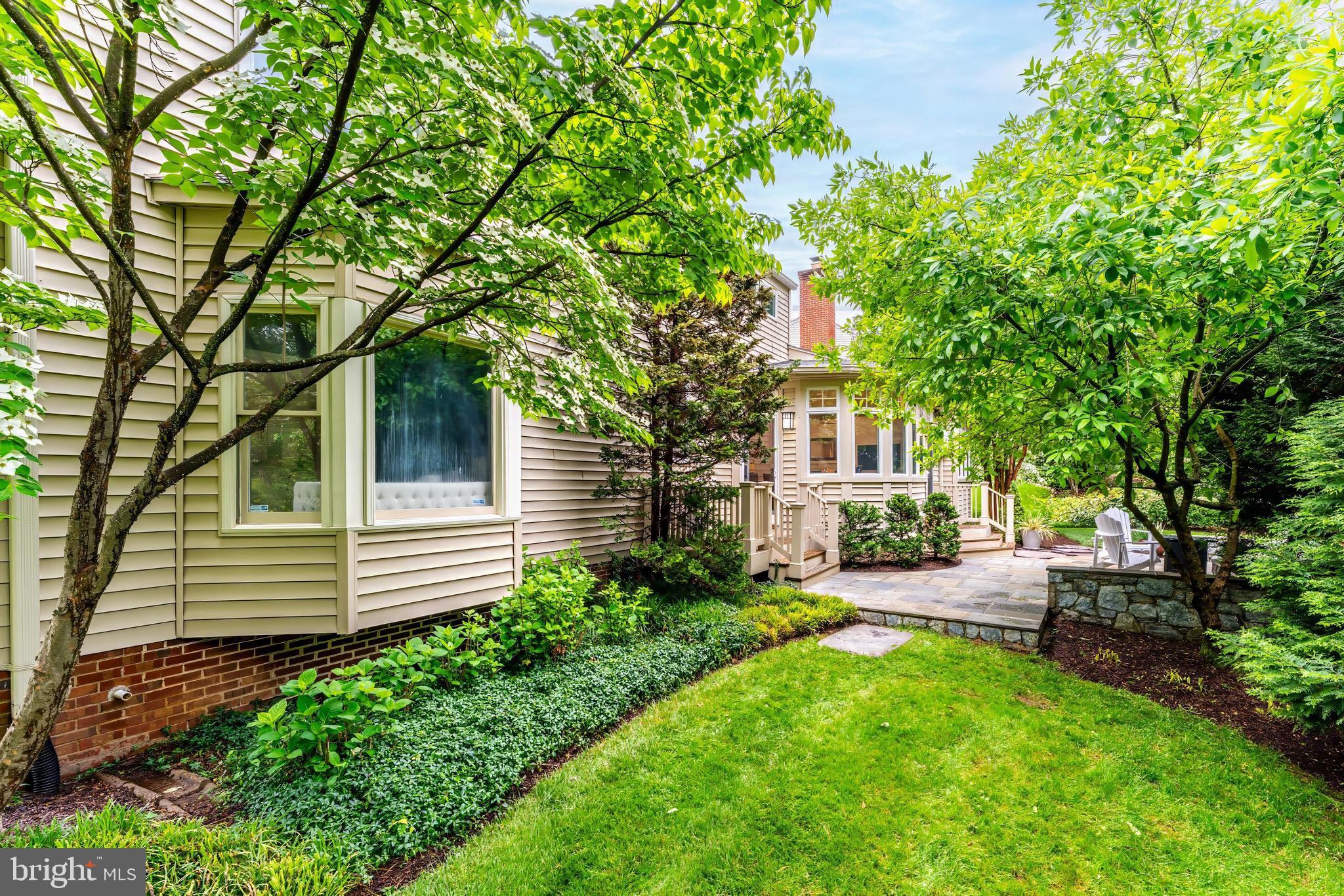 LINWAY TERRACE - Residential