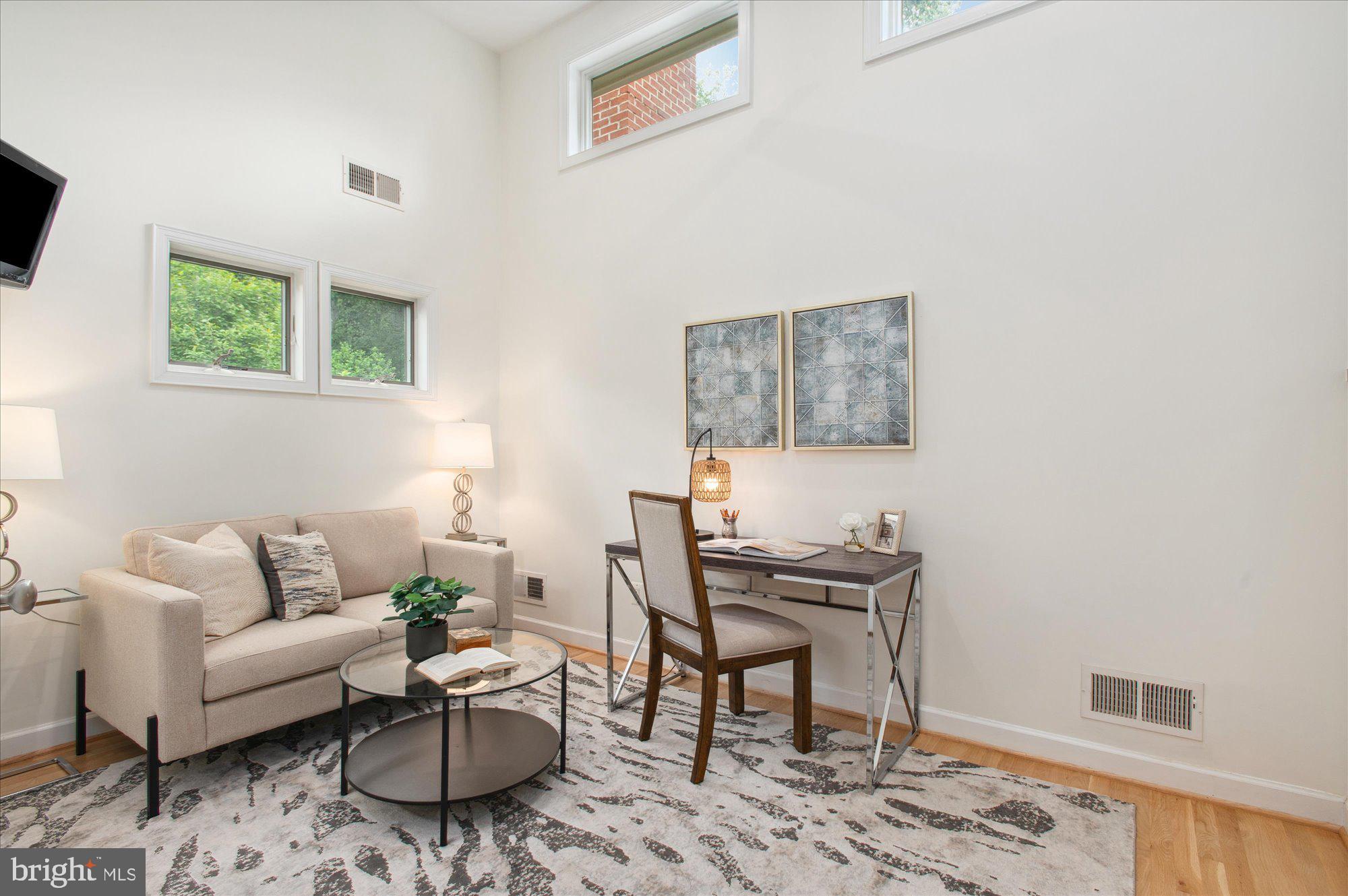 LINWAY TERRACE - Residential