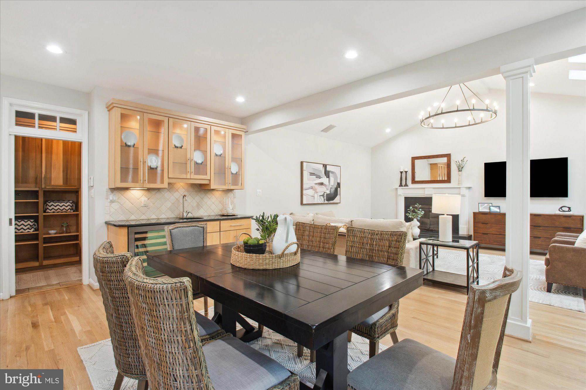 LINWAY TERRACE - Residential