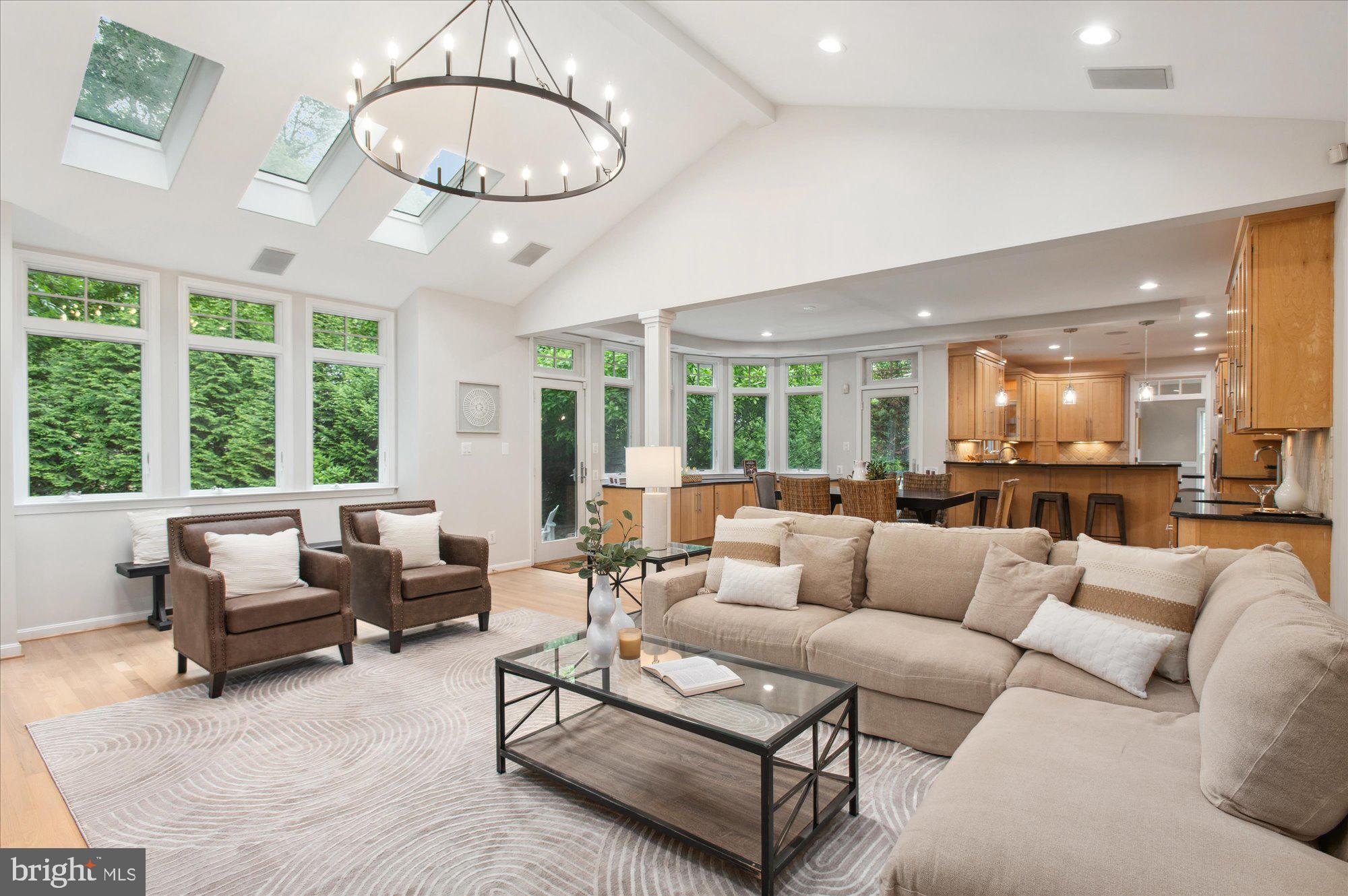 LINWAY TERRACE - Residential