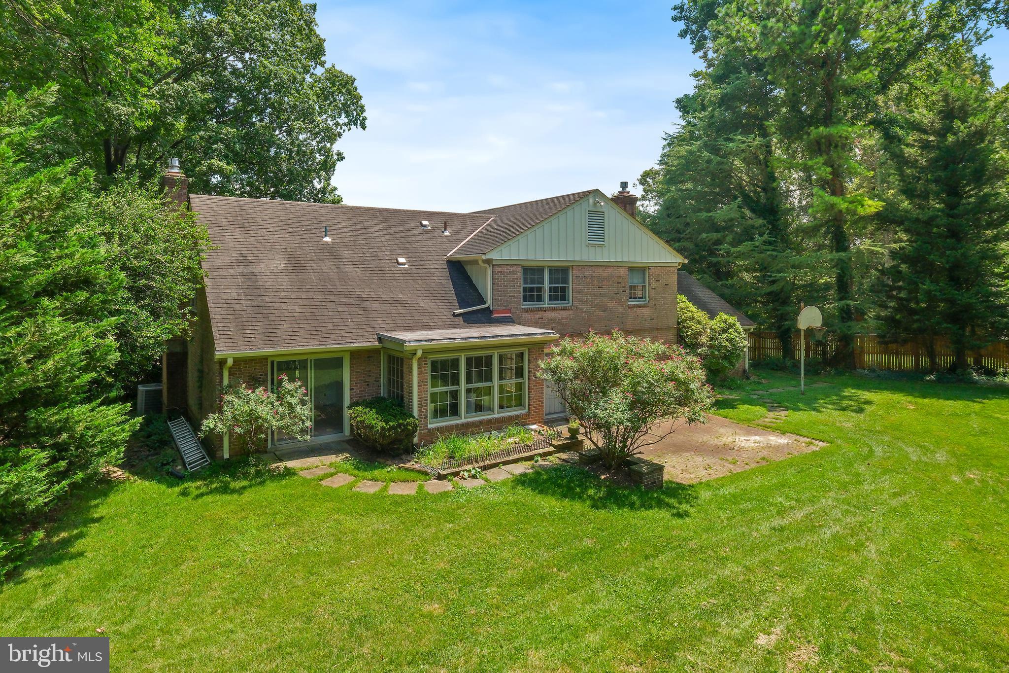 OLD FARM - Residential