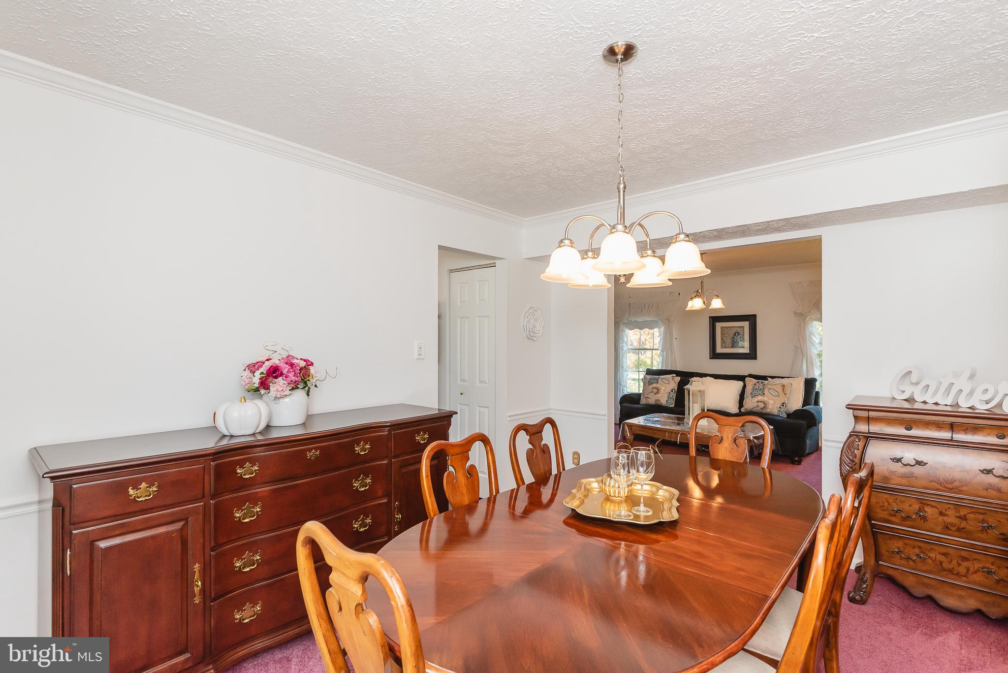 ROYAL HEIGHTS - Residential