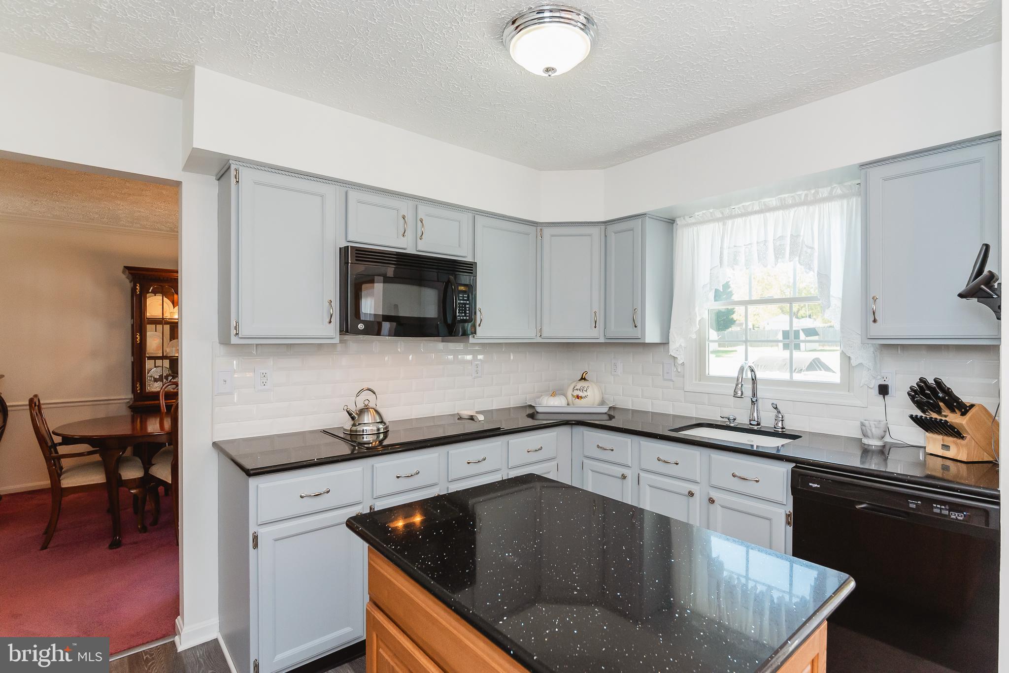 ROYAL HEIGHTS - Residential