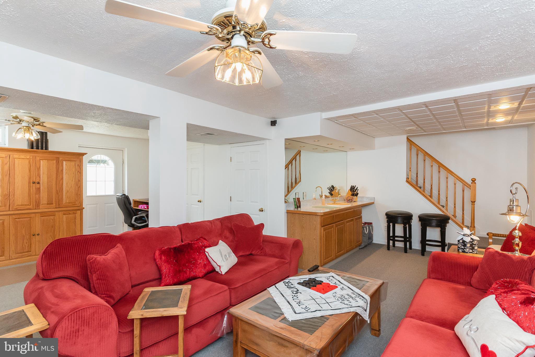 ROYAL HEIGHTS - Residential