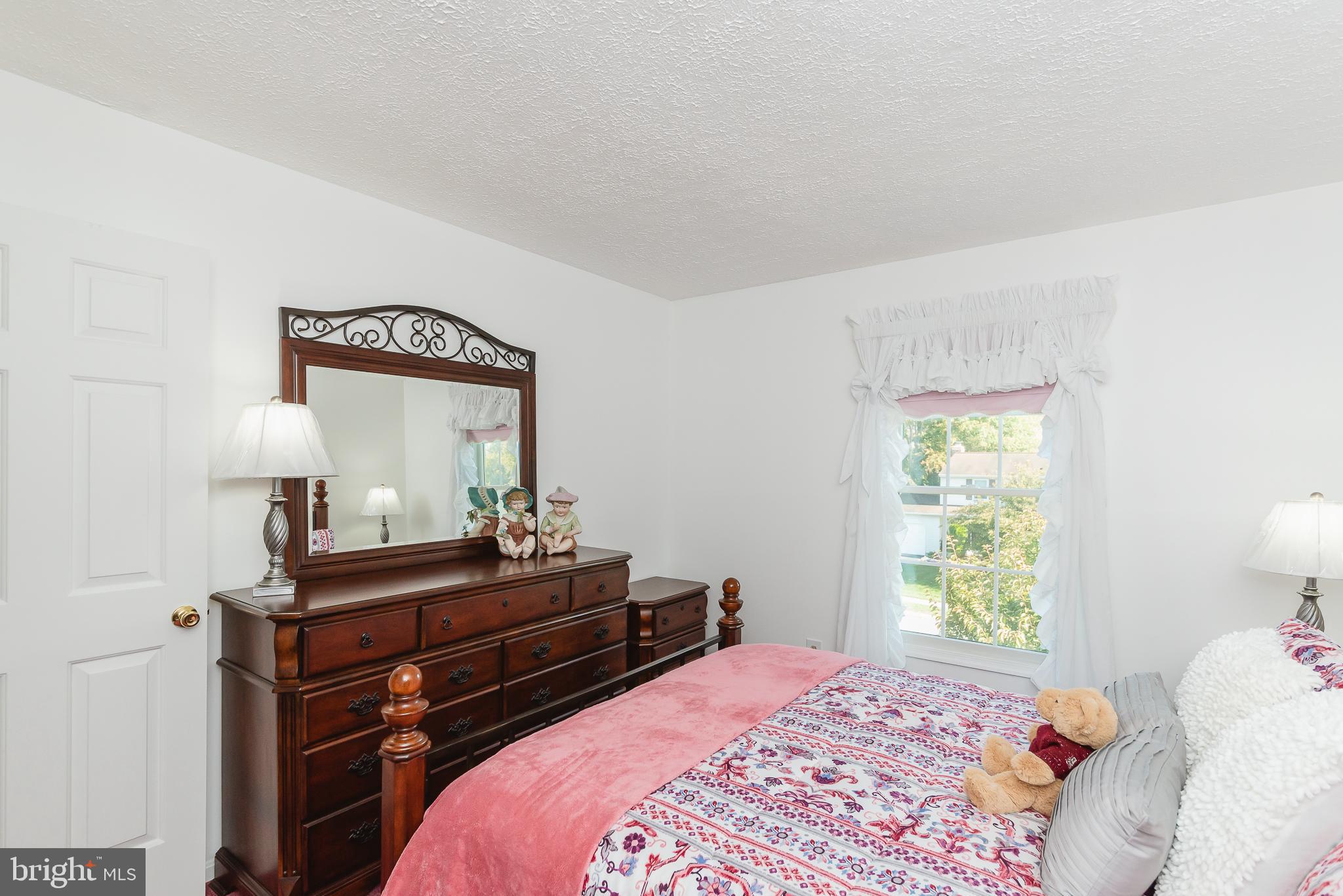 ROYAL HEIGHTS - Residential