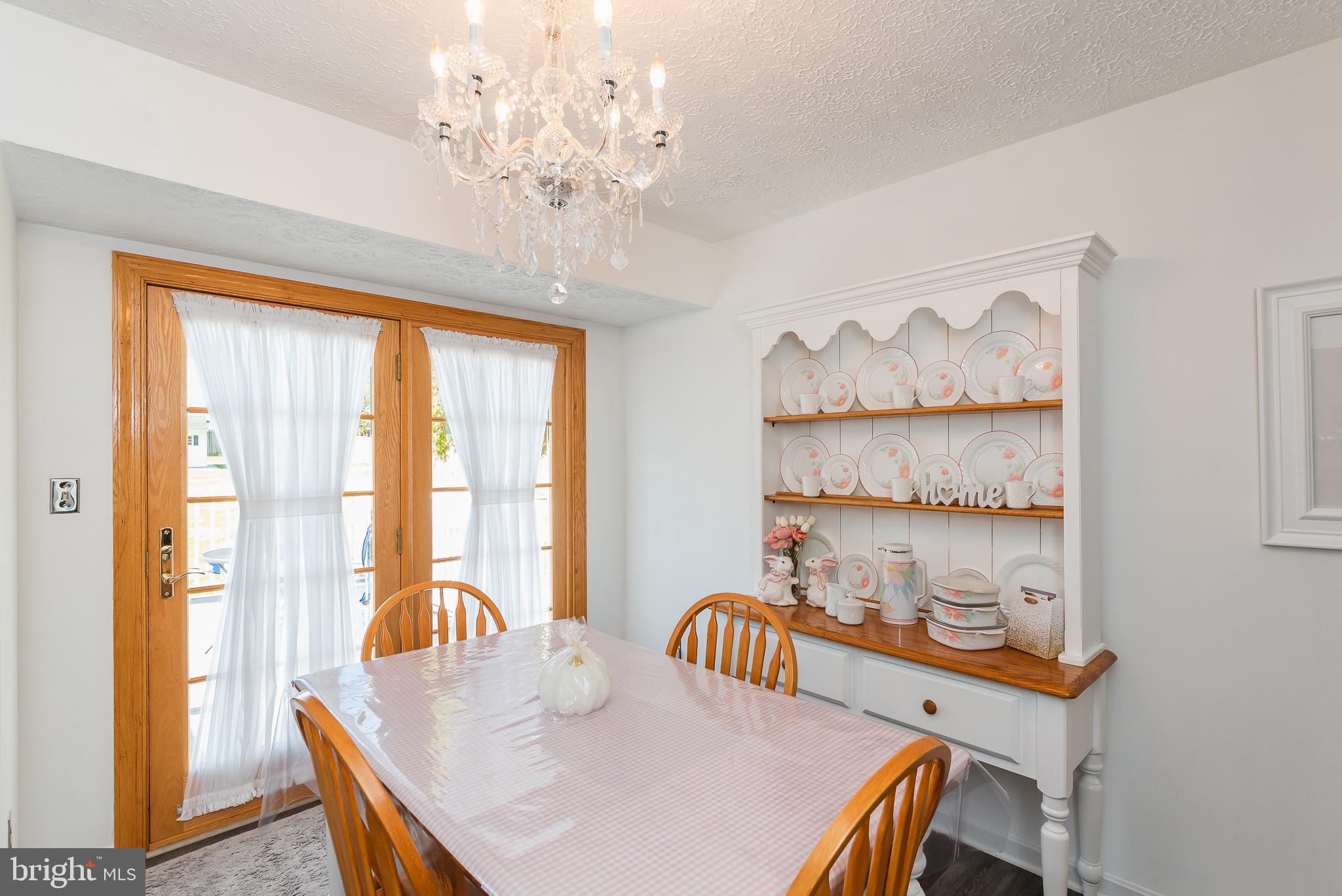 ROYAL HEIGHTS - Residential