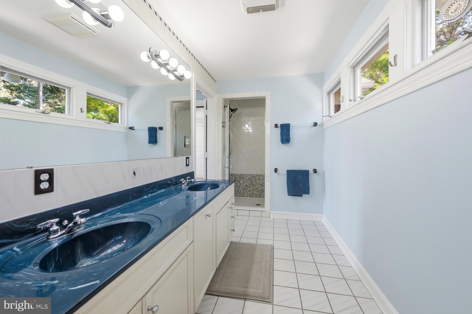 OXFORD - Residential