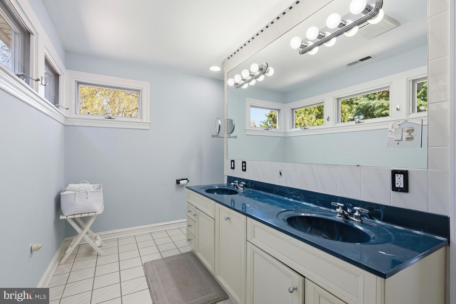 OXFORD - Residential