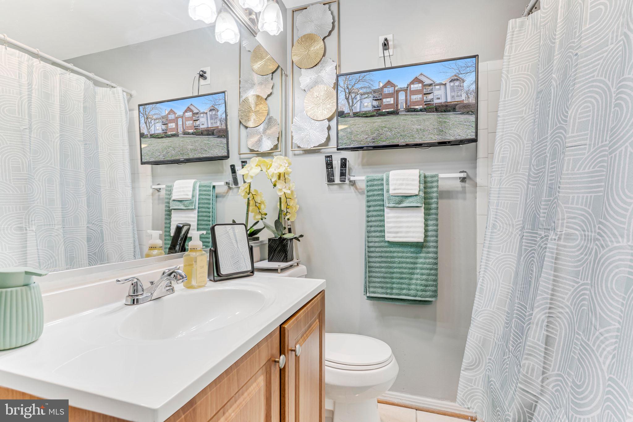 ROSECROFT COMMONS - Residential