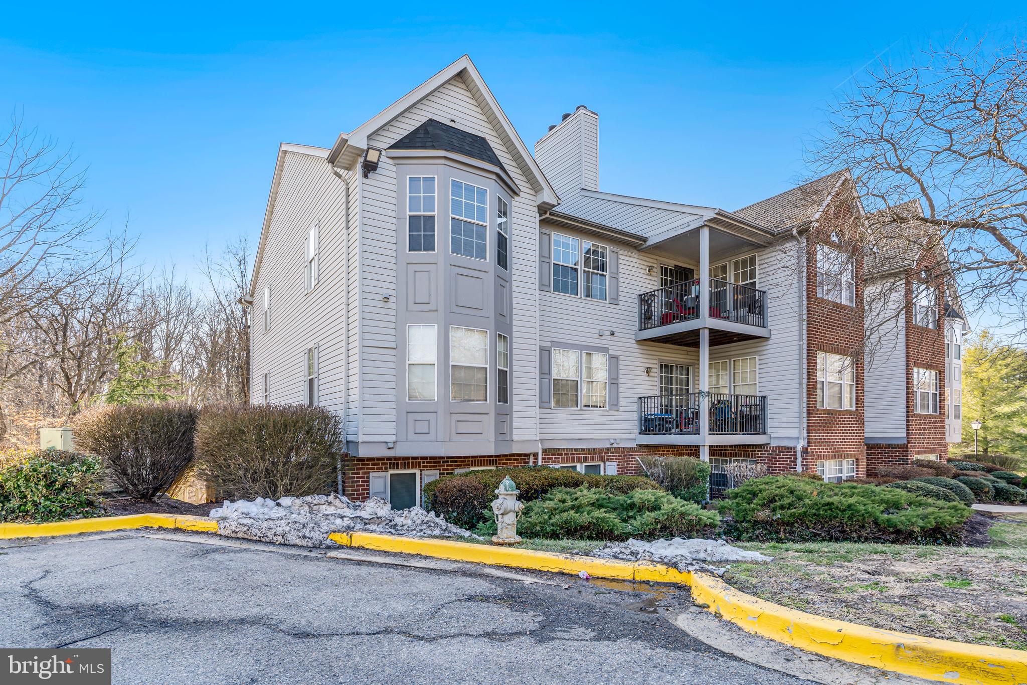 ROSECROFT COMMONS - Residential