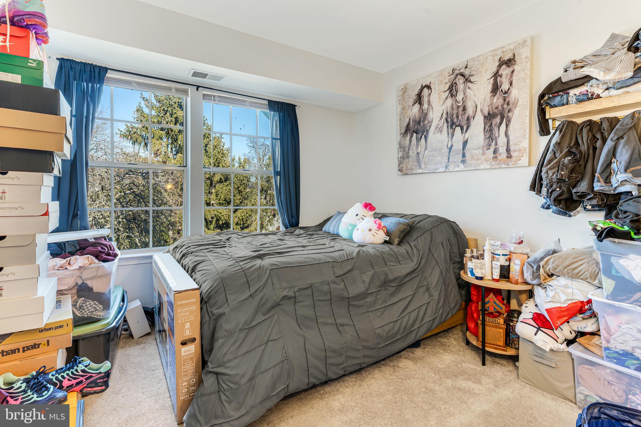 ROSECROFT COMMONS - Residential