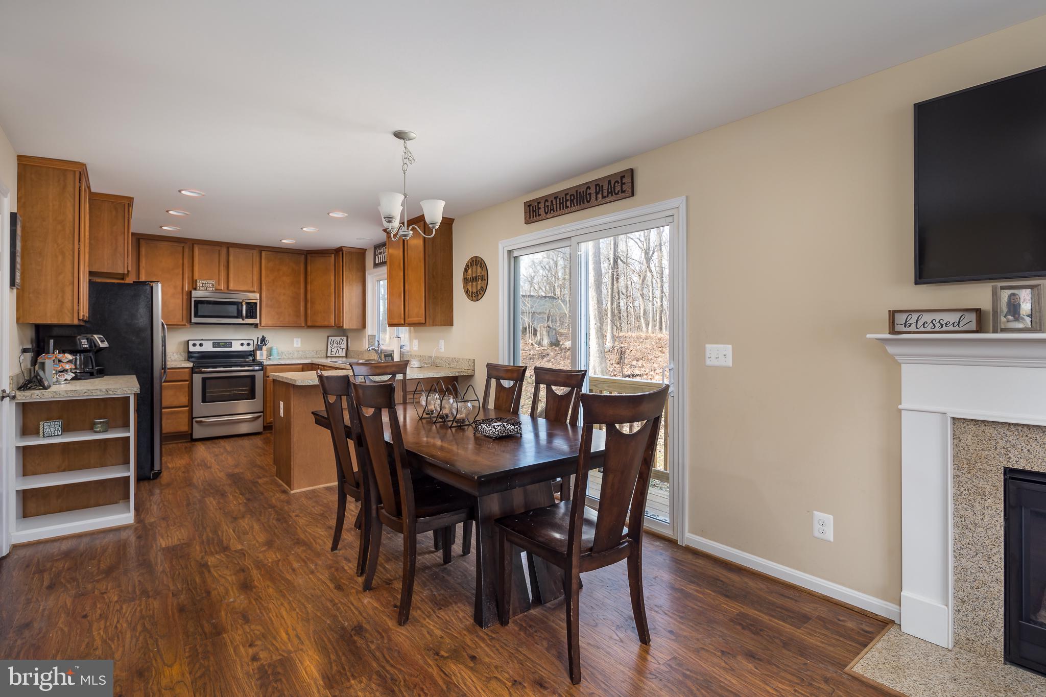 SHEN SHORES - Residential