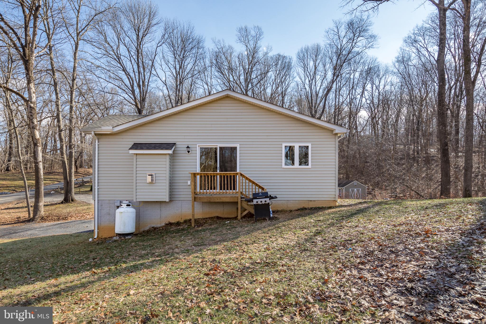 SHEN SHORES - Residential