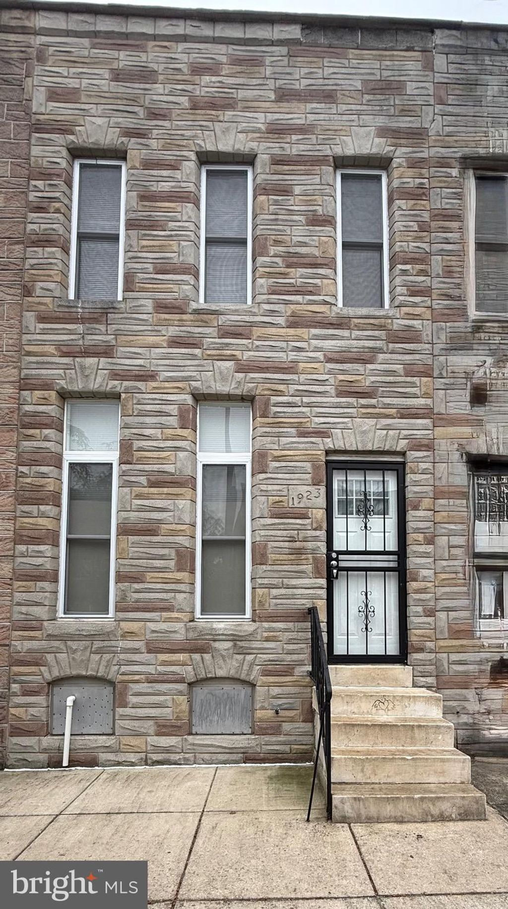 Photo of 1923 Wilkens Avenue, BALTIMORE, MD 21223 (MLS # MDBA2185906)