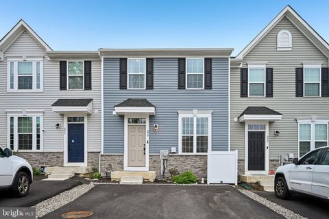 234 ASHTON COURT CATASAUQUA PA 18032