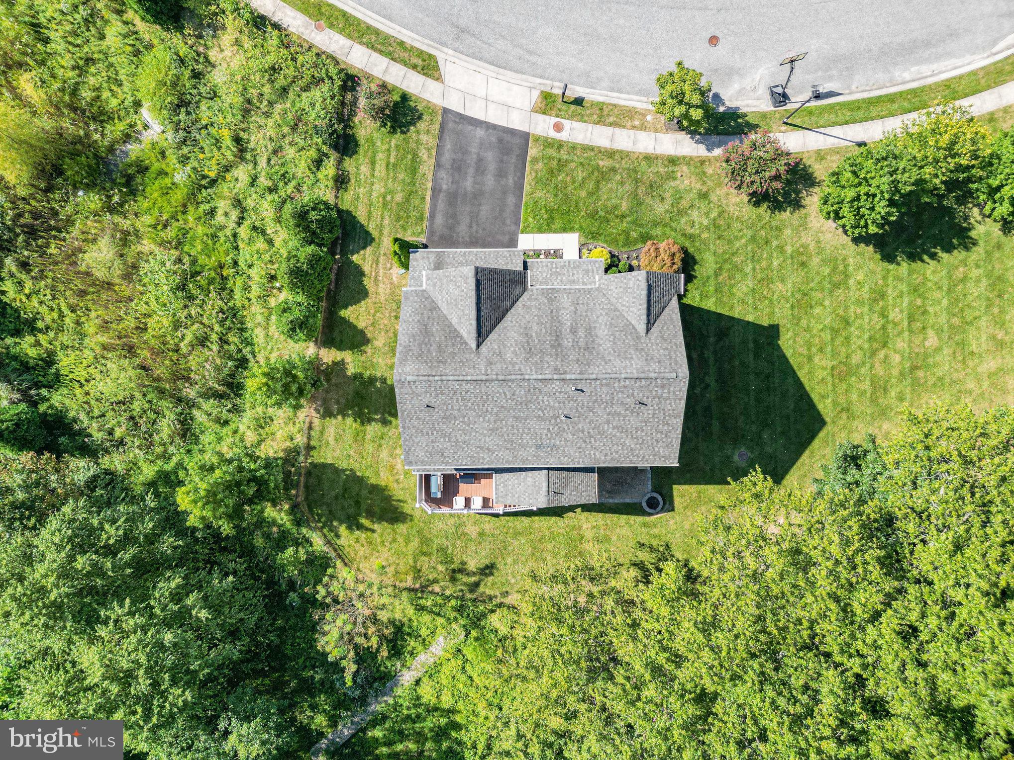WINDLASS OVERLOOK - Residential