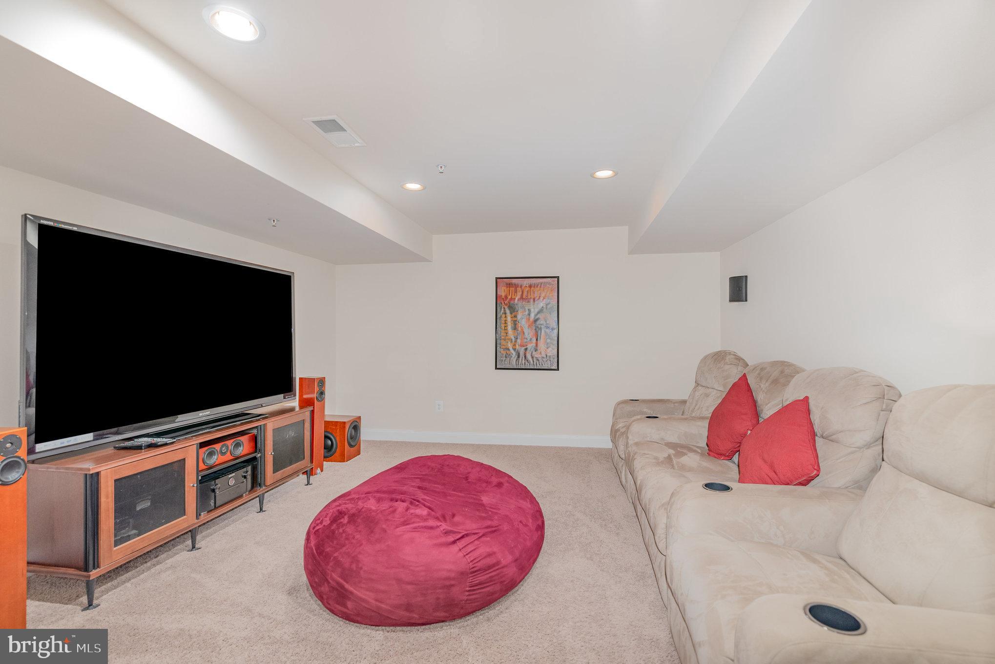 WINDLASS OVERLOOK - Residential