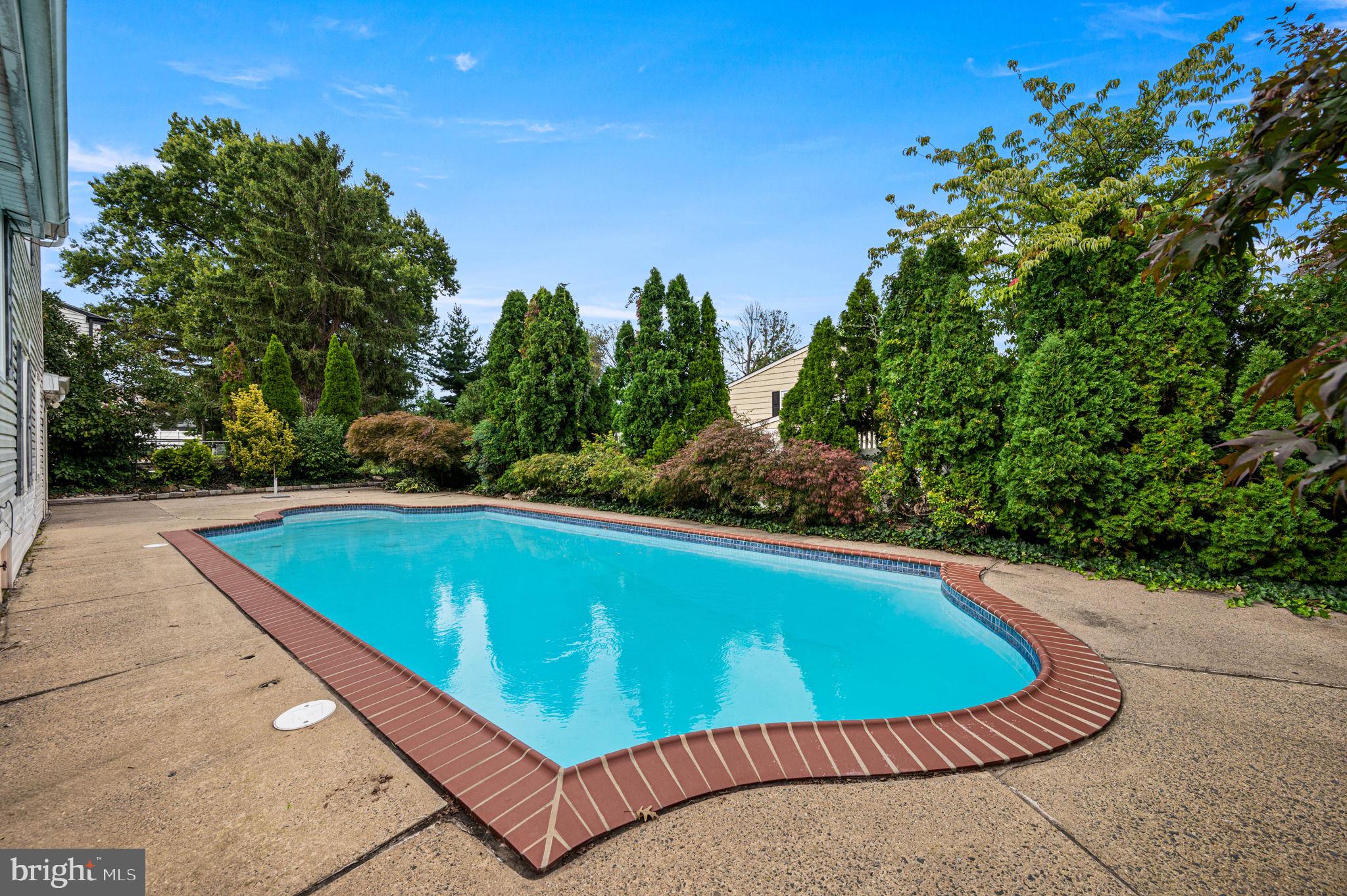 5899 TIBBY ROAD