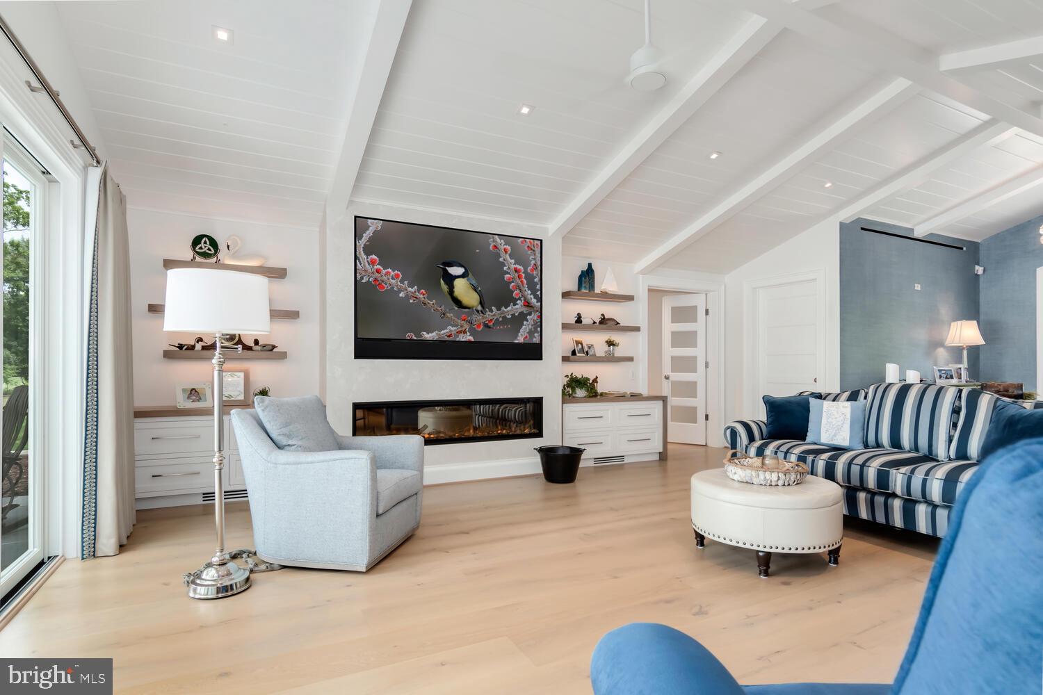 EASTON - Residential