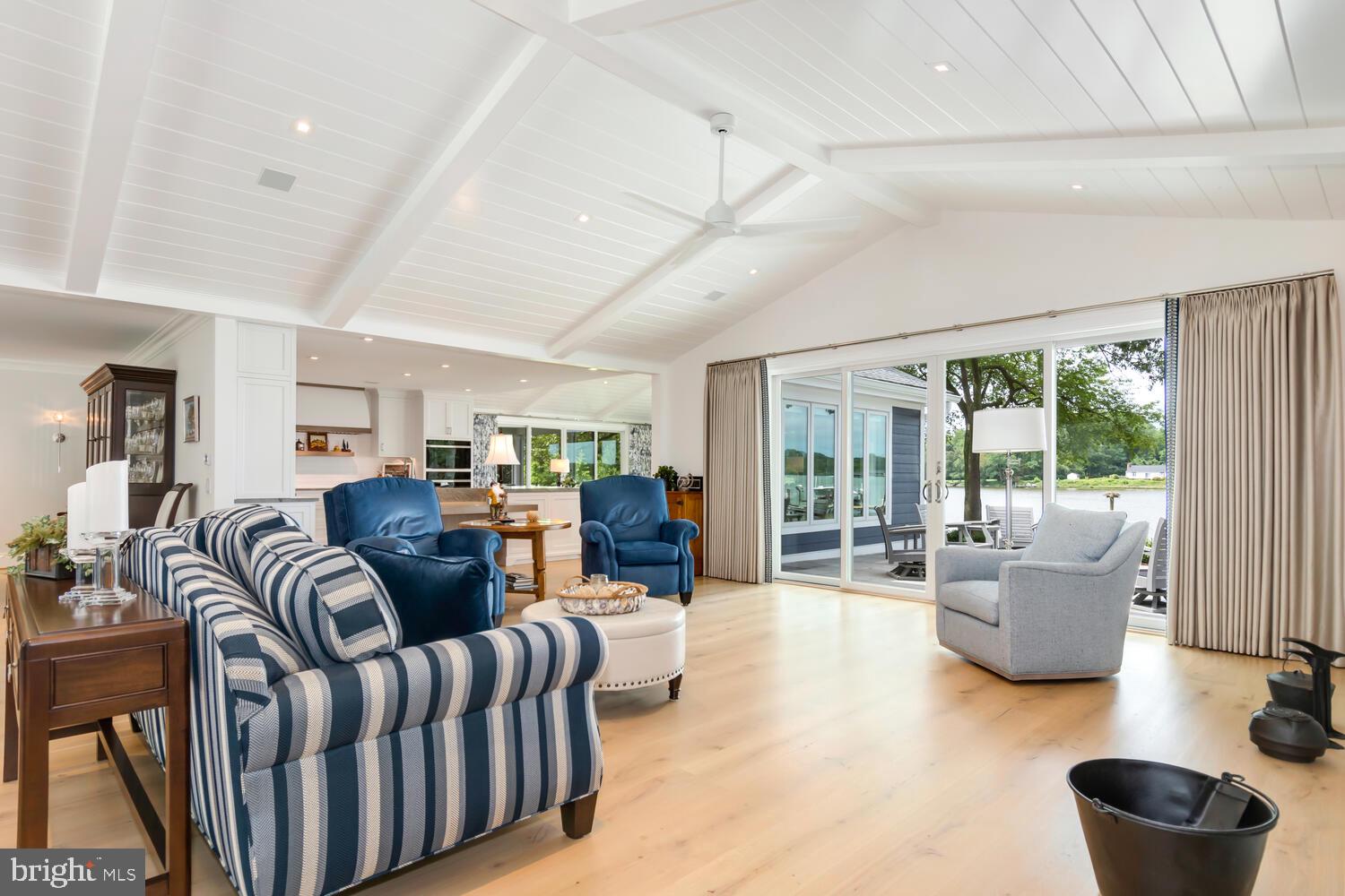 EASTON - Residential