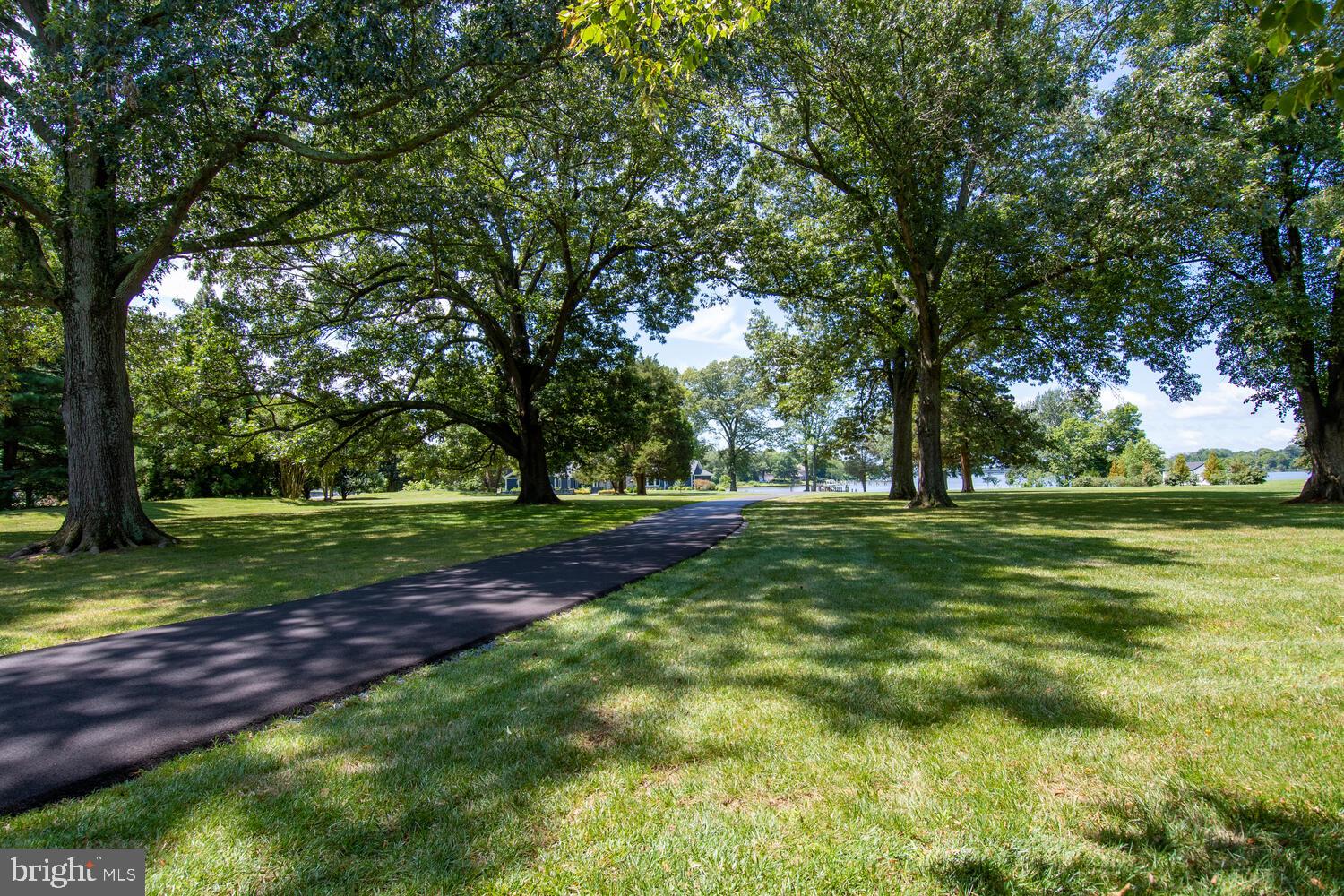 EASTON - Residential