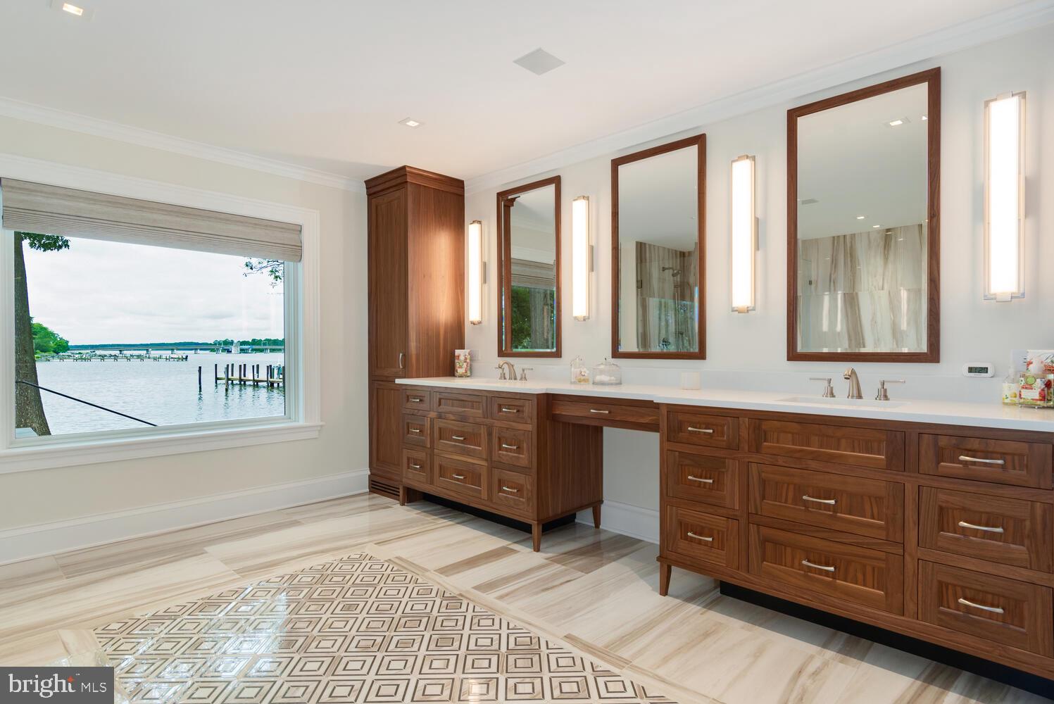 EASTON - Residential