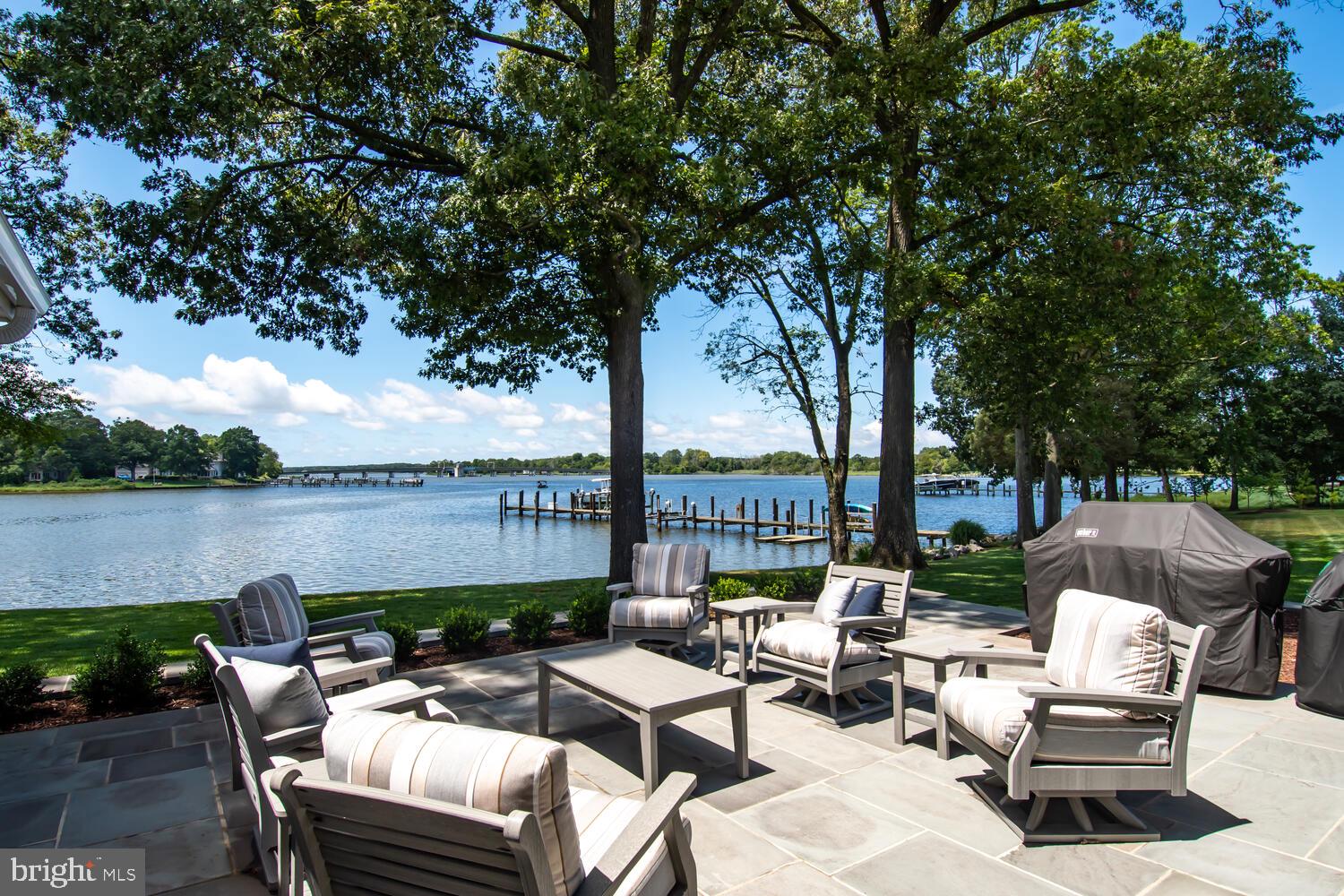 EASTON - Residential