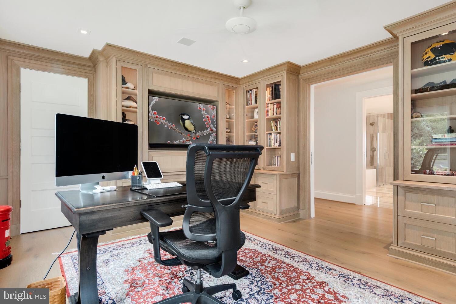 EASTON - Residential