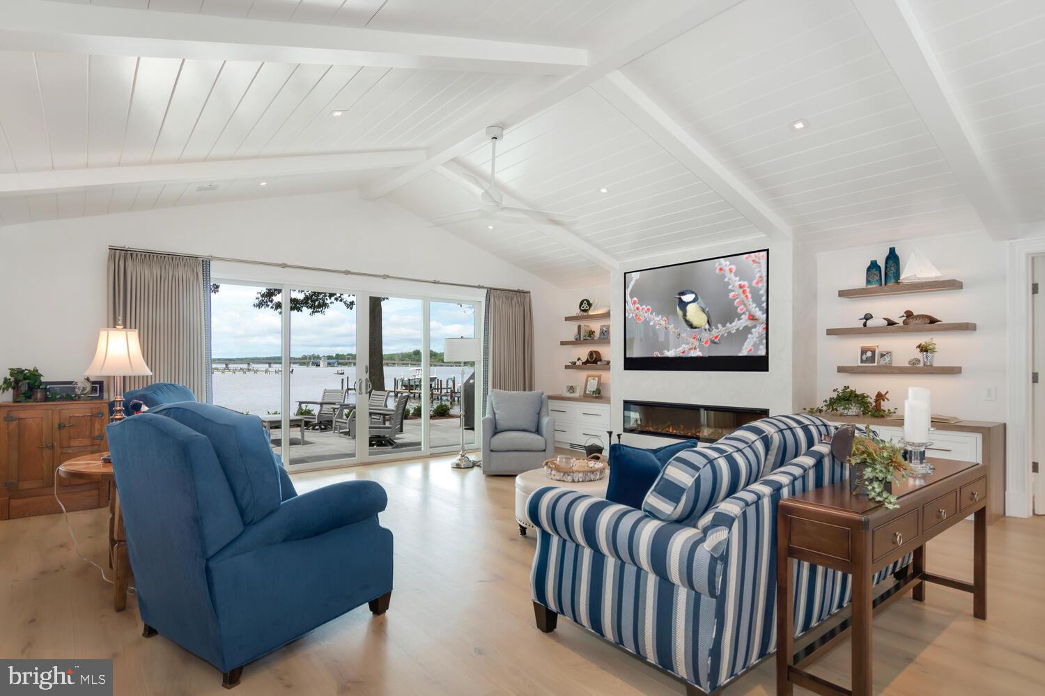 EASTON - Residential