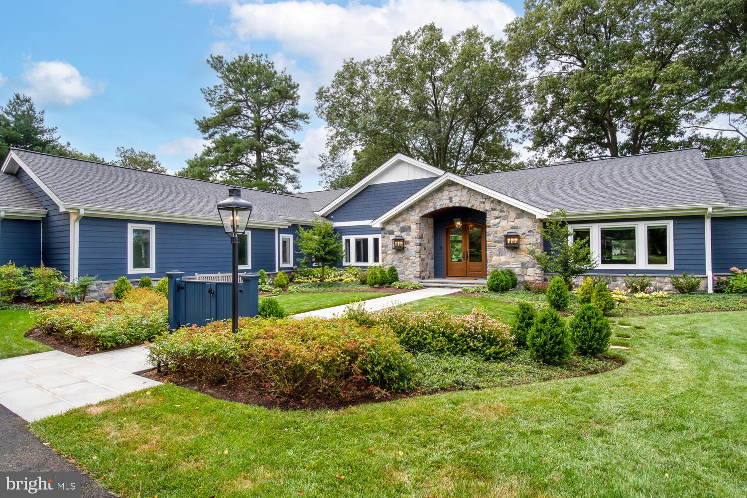 EASTON - Residential