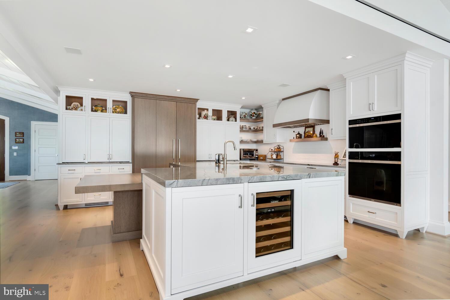 EASTON - Residential