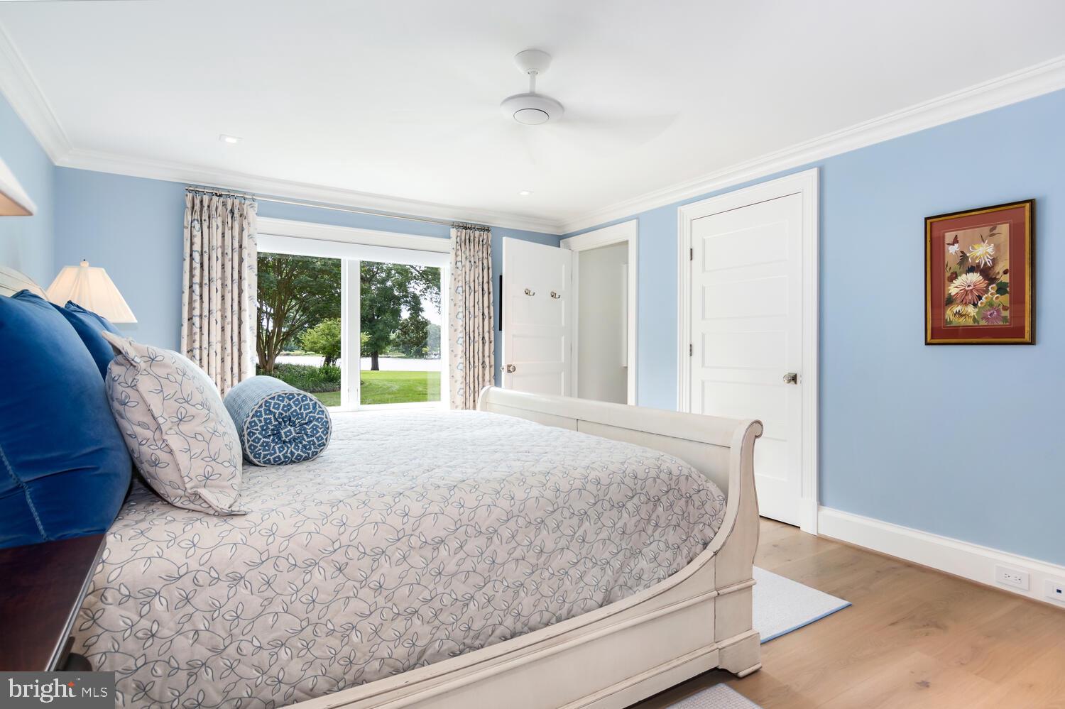 EASTON - Residential