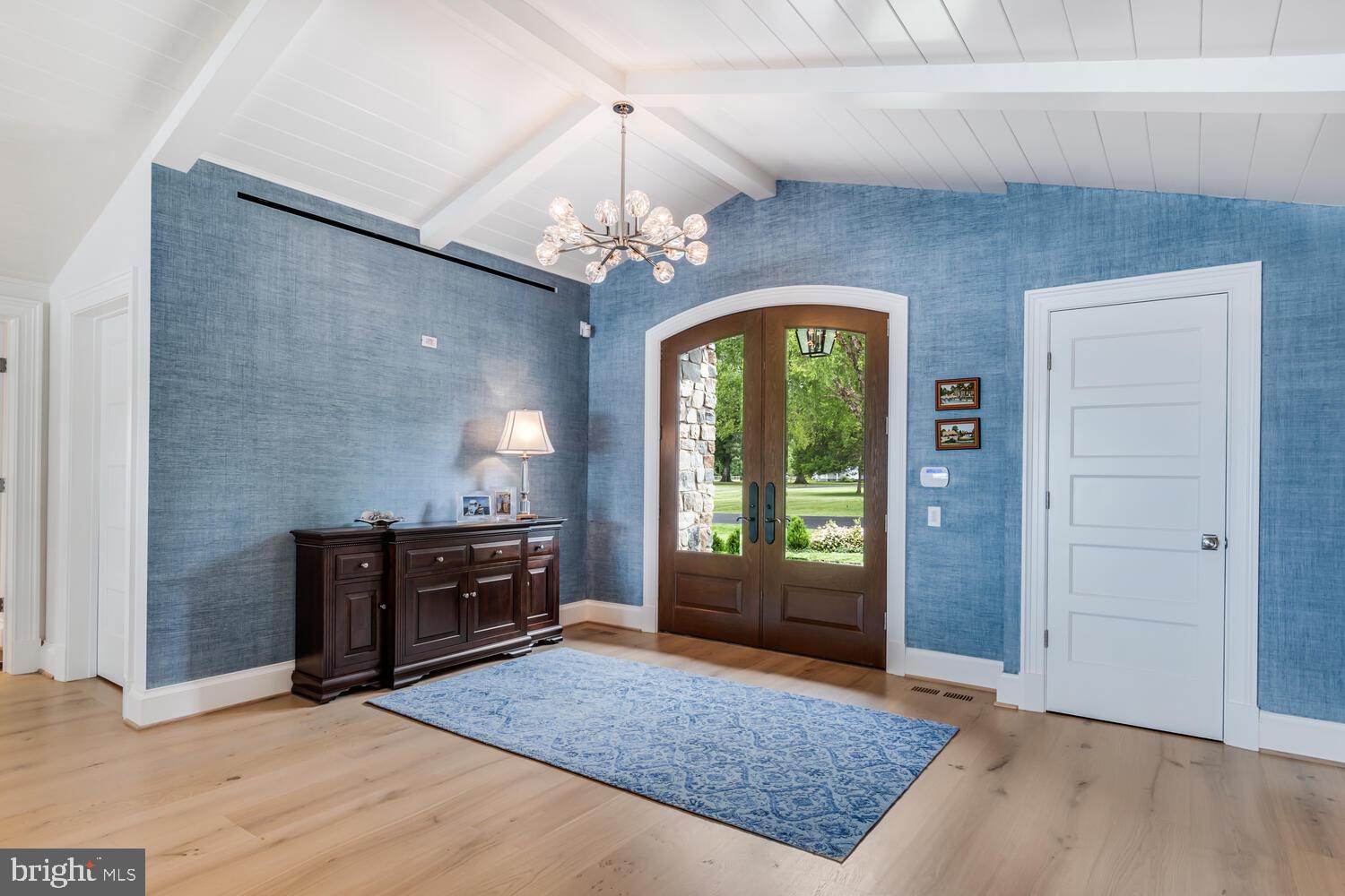 EASTON - Residential