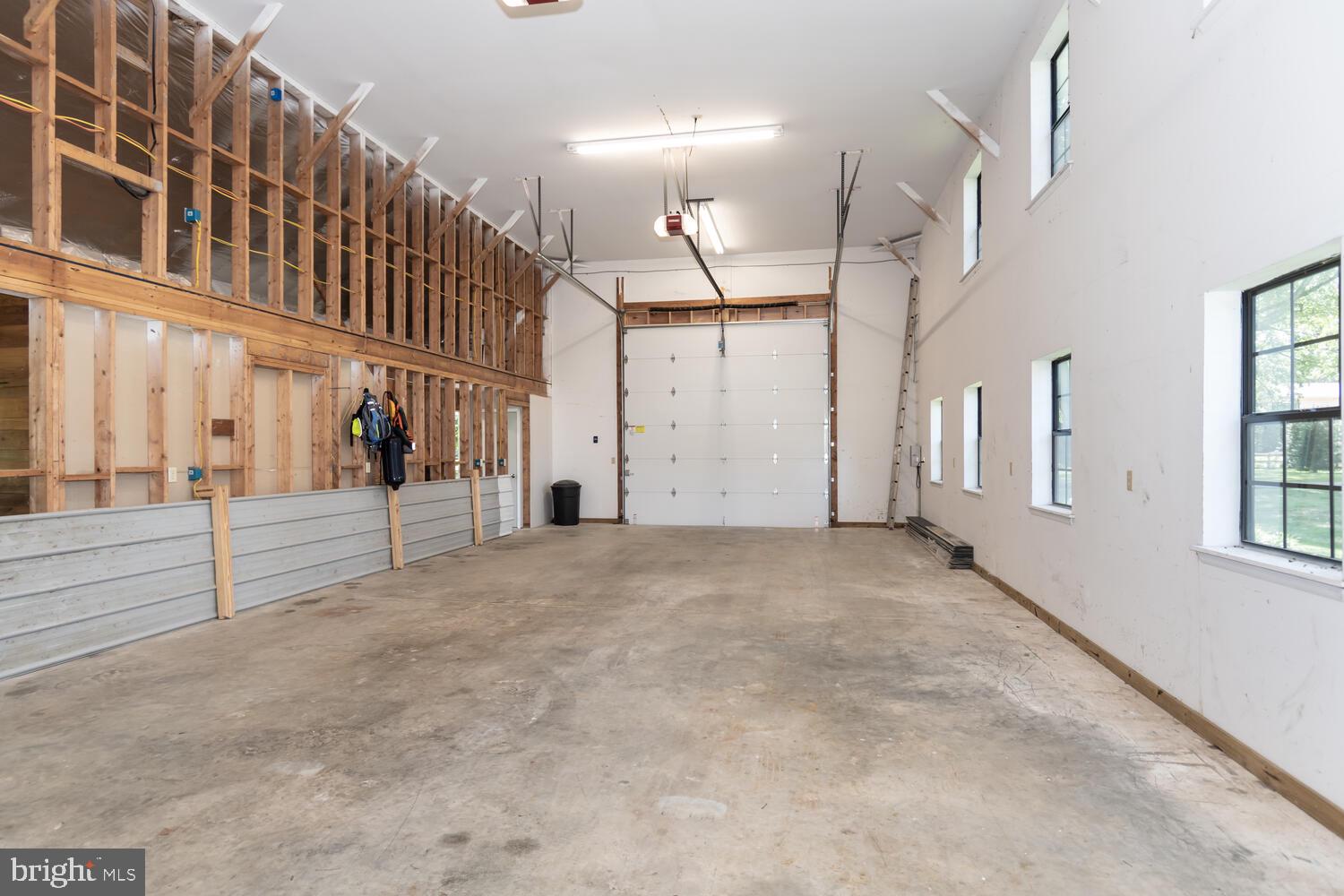 EASTON - Residential