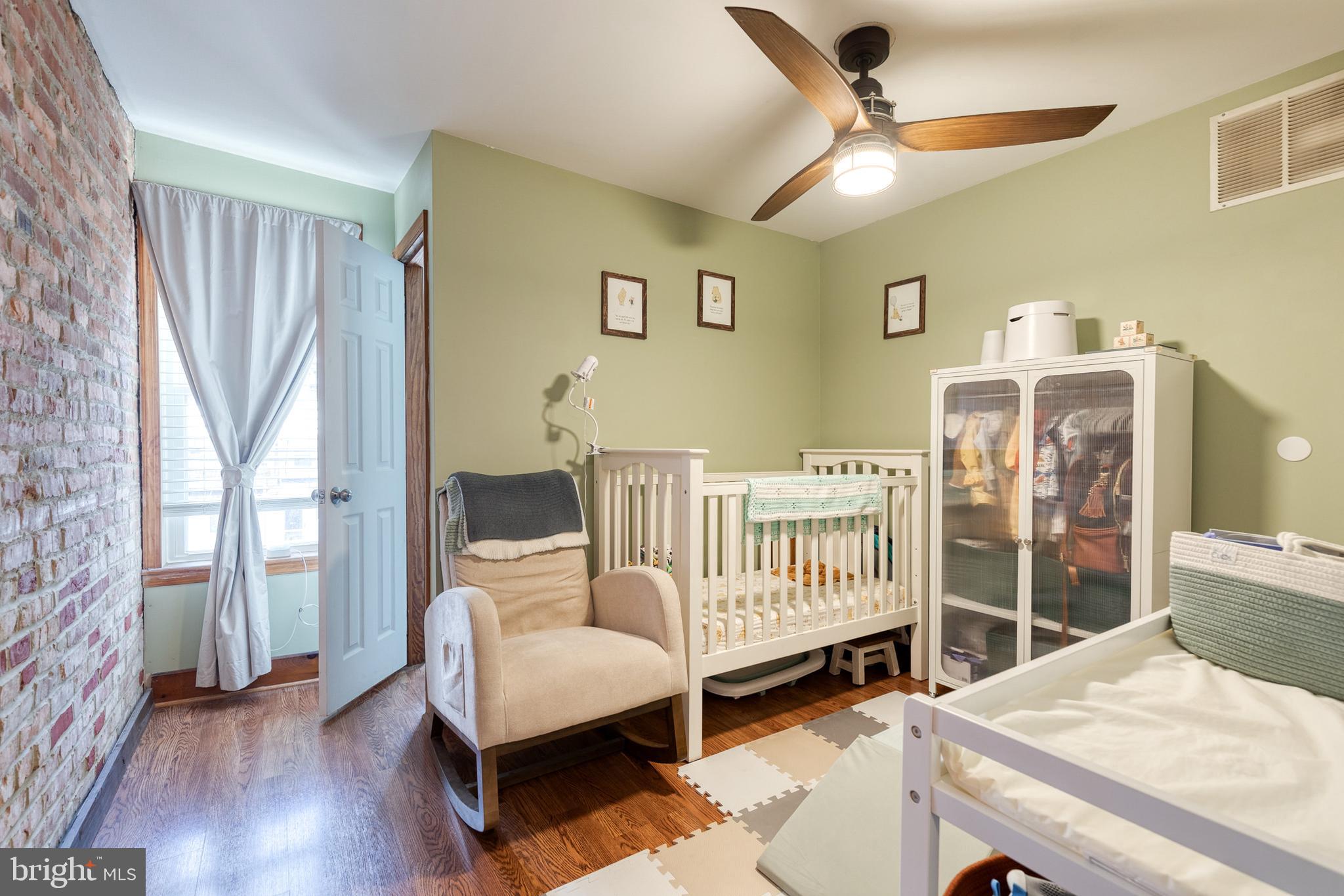 LOCUST POINT - Residential Lease