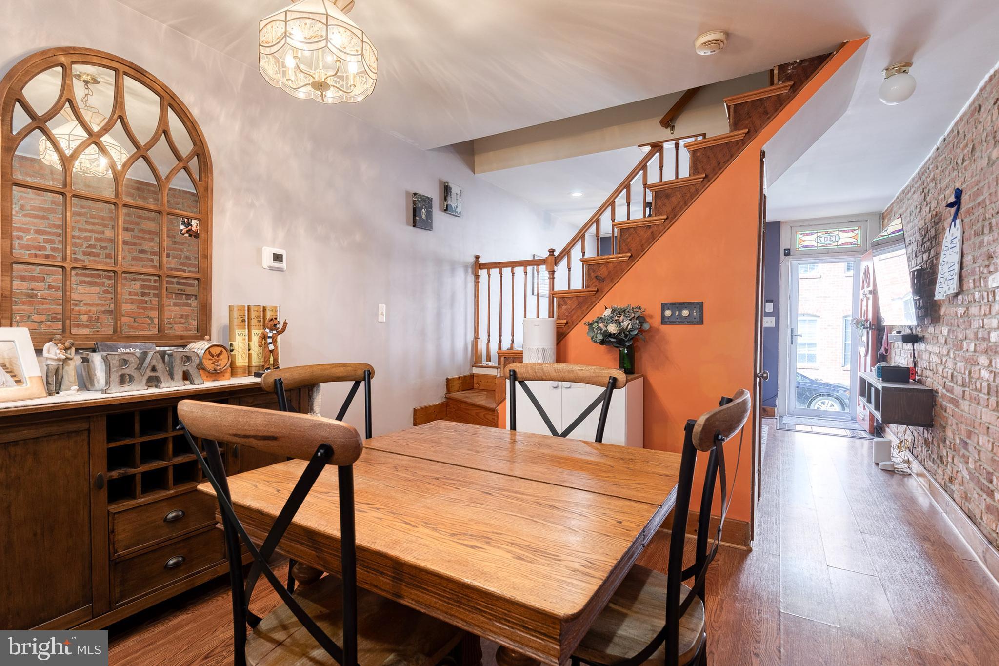 LOCUST POINT - Residential Lease