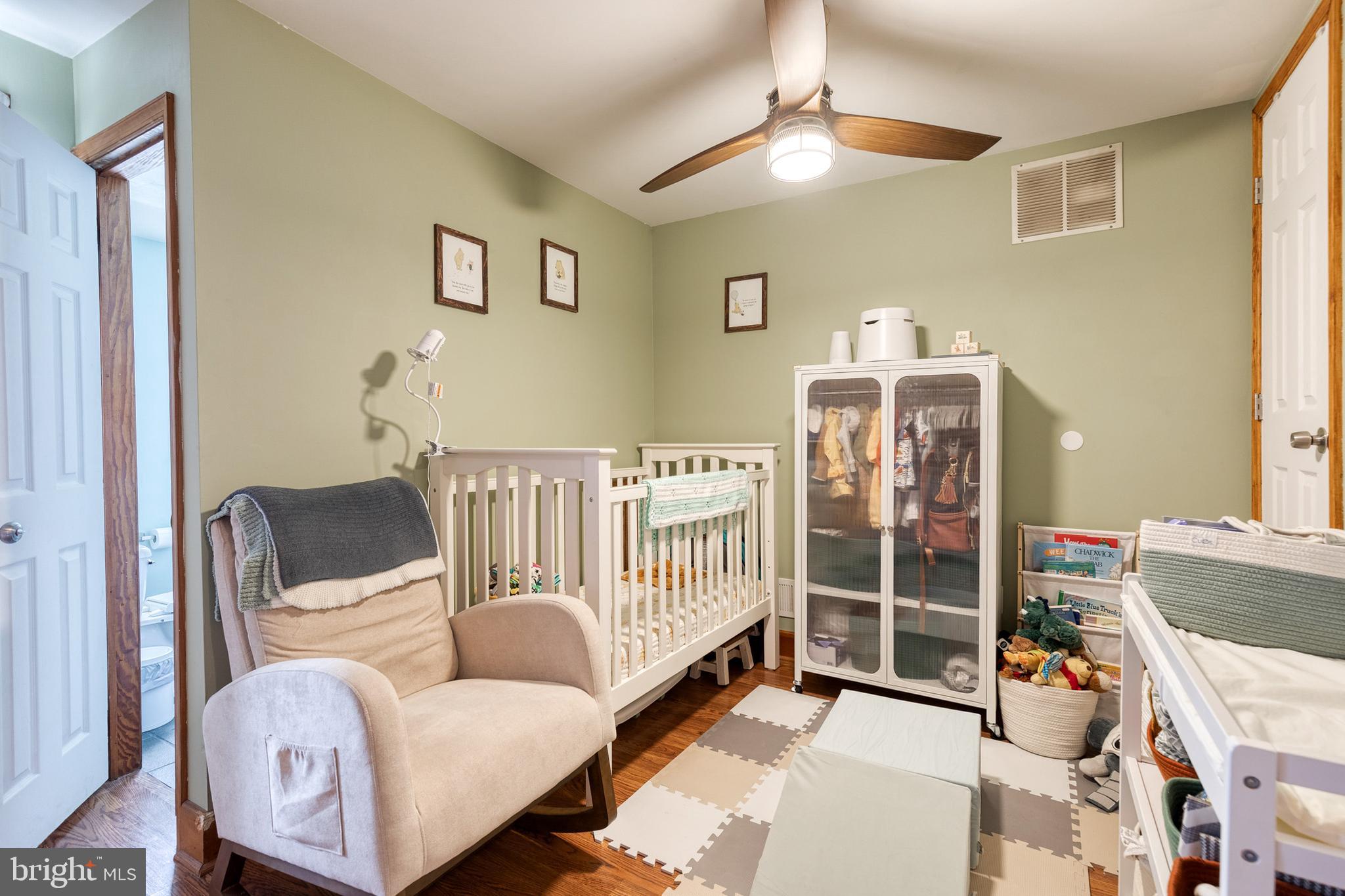 LOCUST POINT - Residential Lease