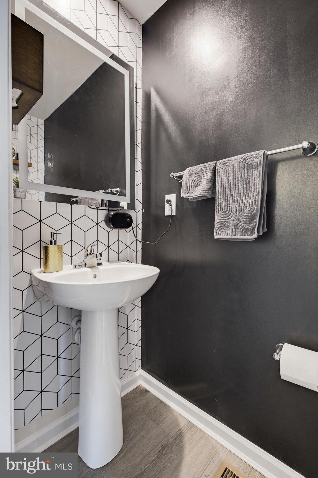 BRIDLE PATH - Residential