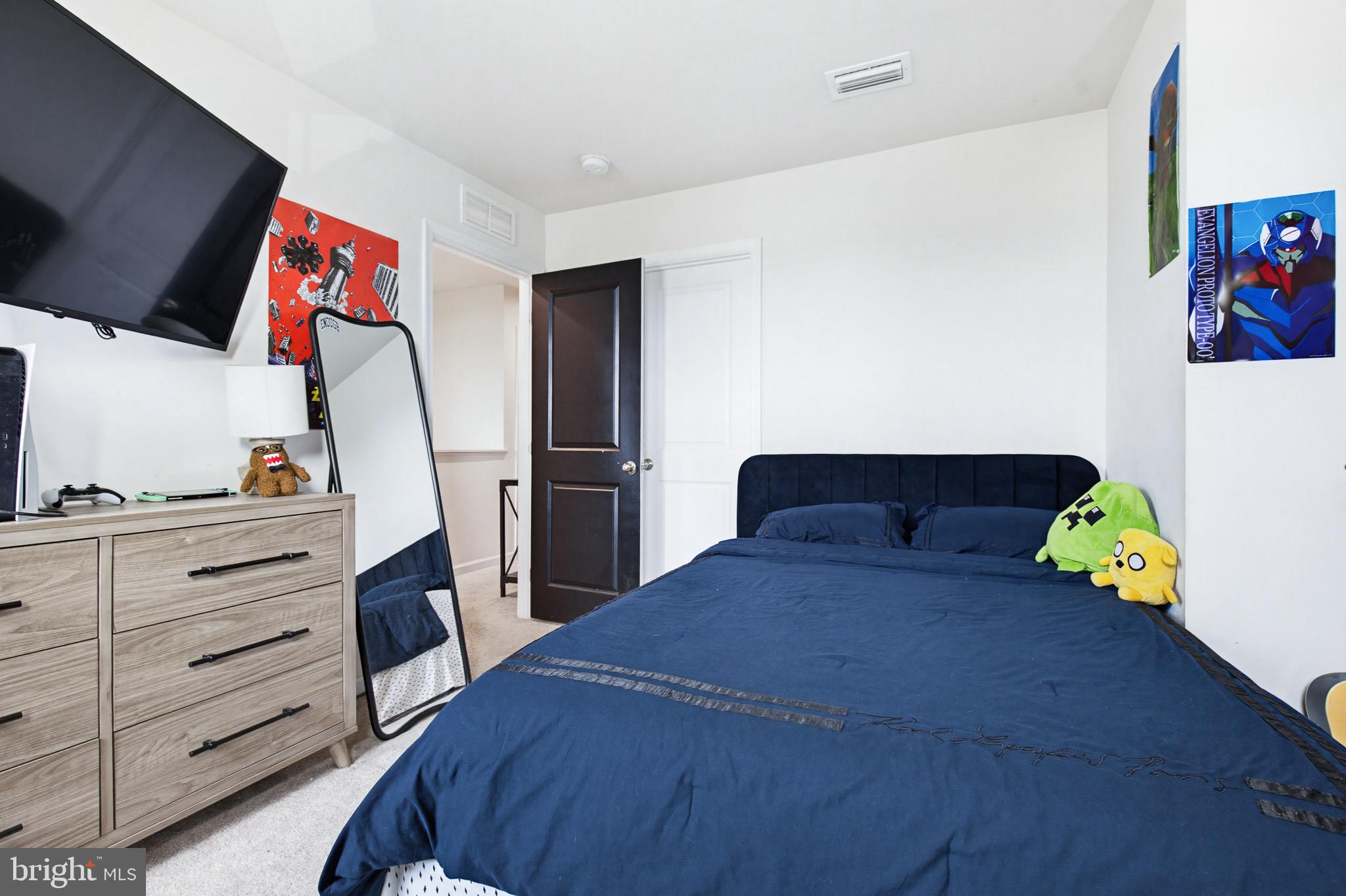 BRIDLE PATH - Residential