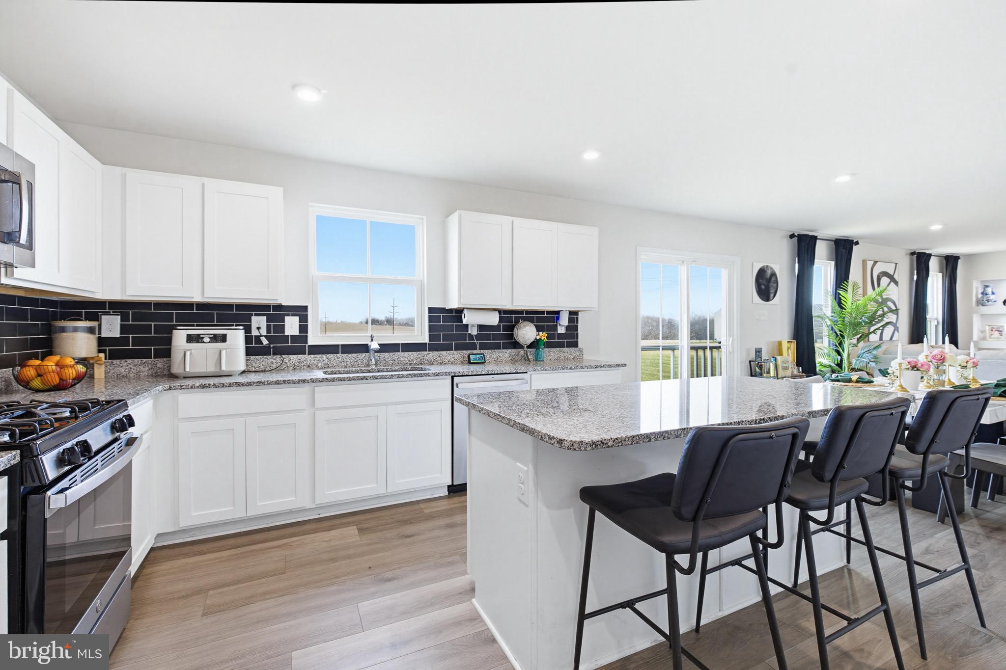 BRIDLE PATH - Residential