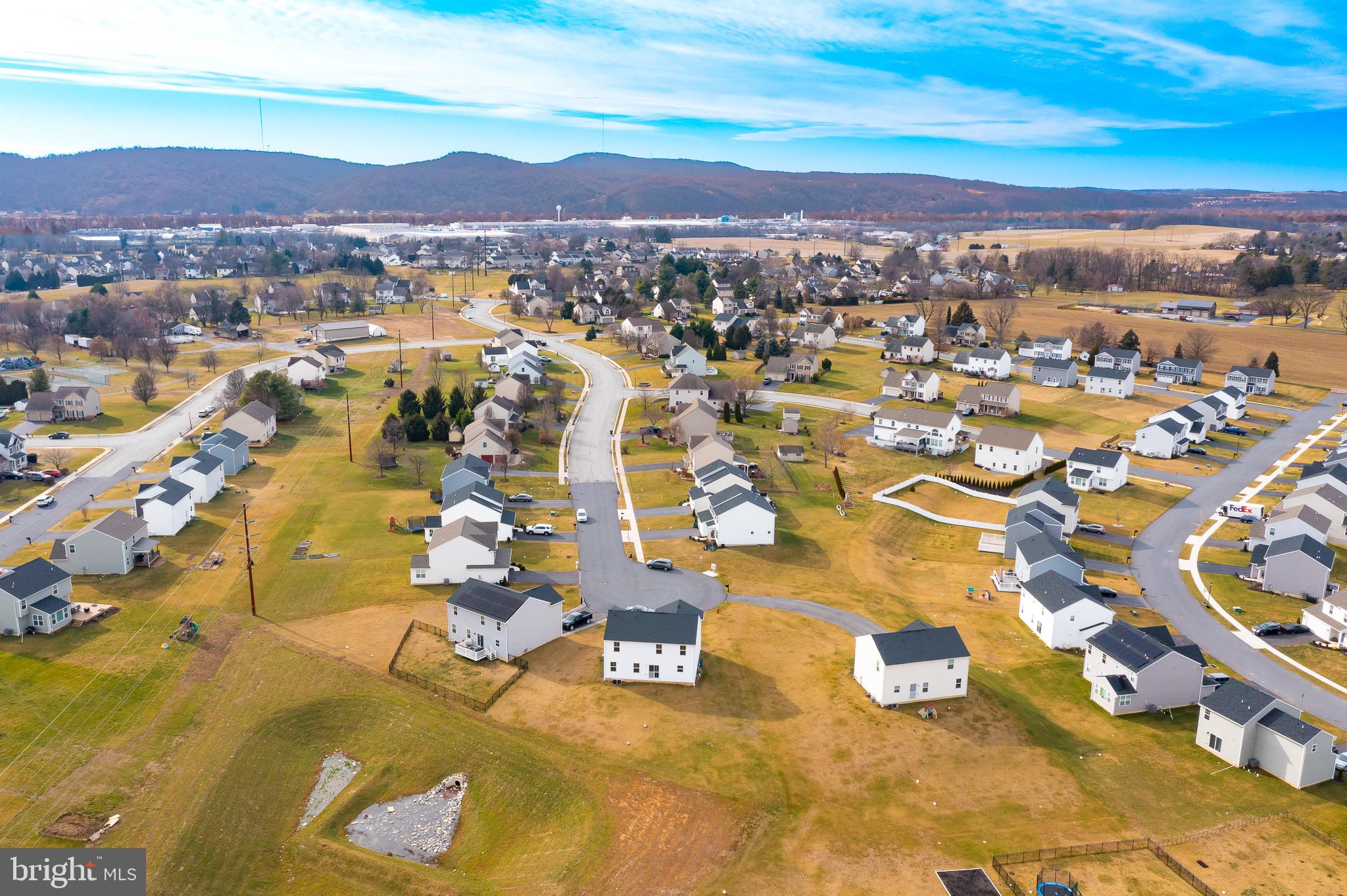 BRIDLE PATH - Residential