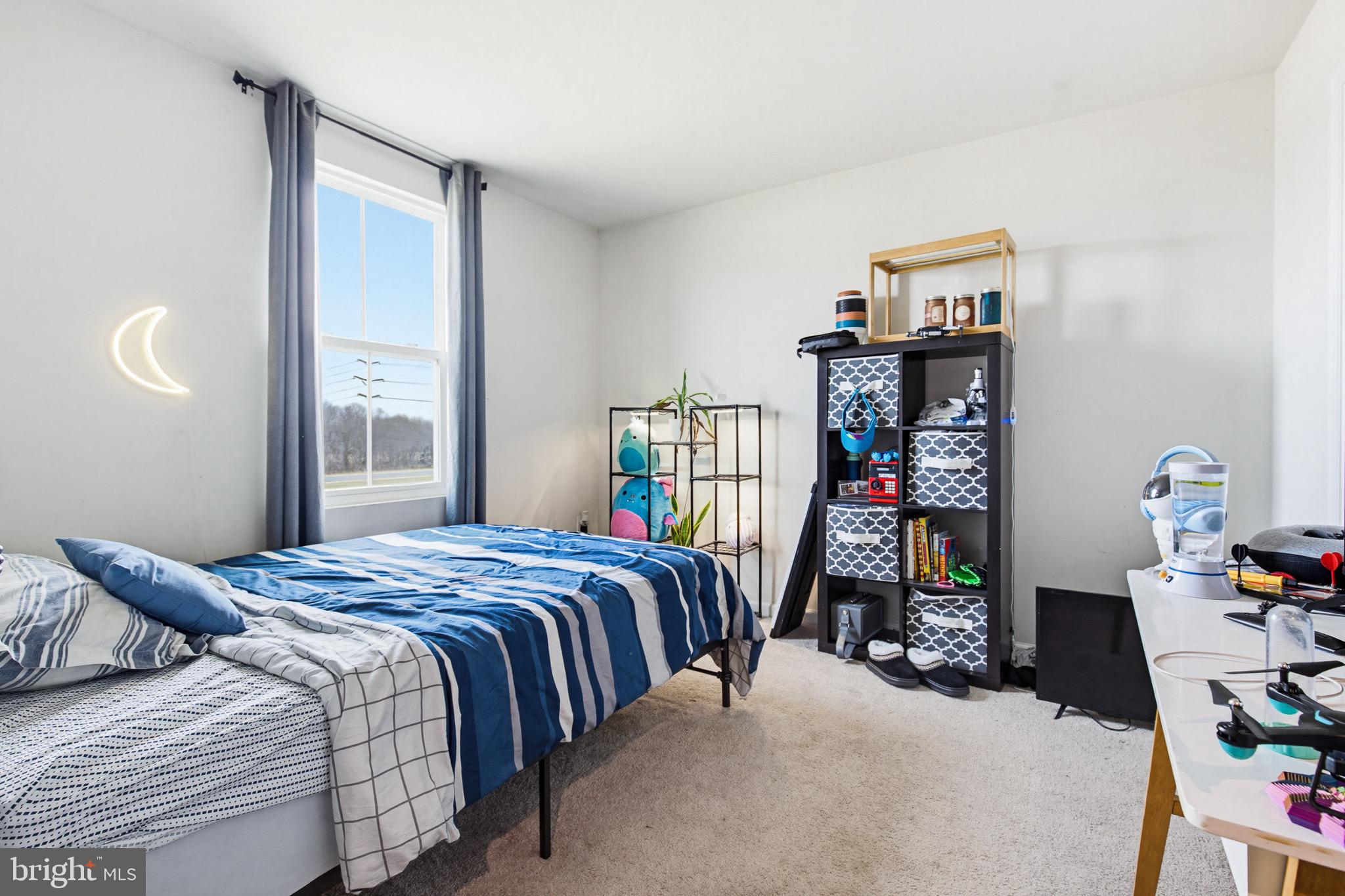 BRIDLE PATH - Residential