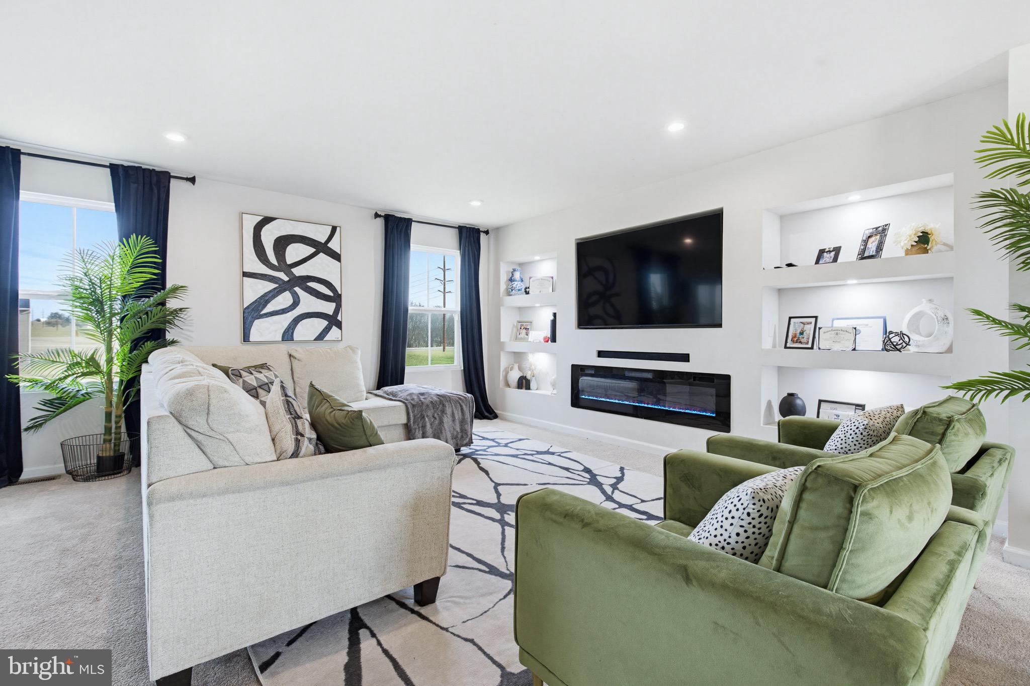 BRIDLE PATH - Residential