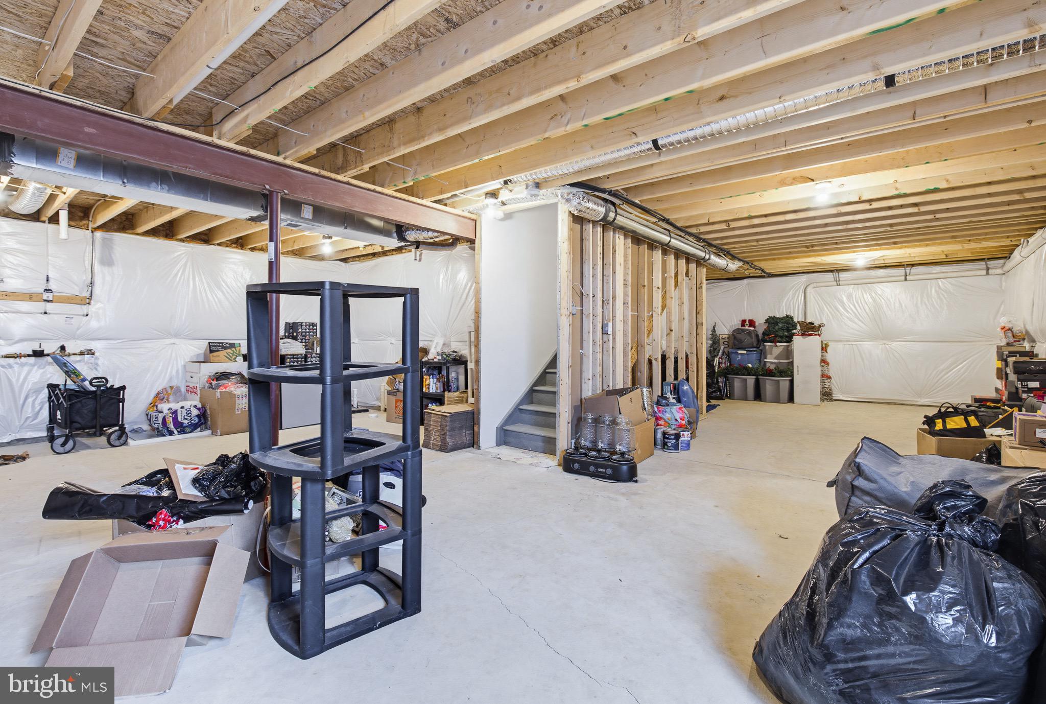 BRIDLE PATH - Residential